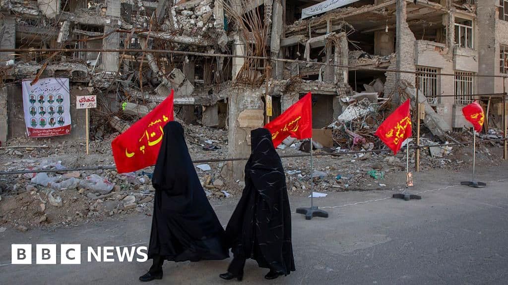 Trump's deadline nears - with little indication Iran is on board