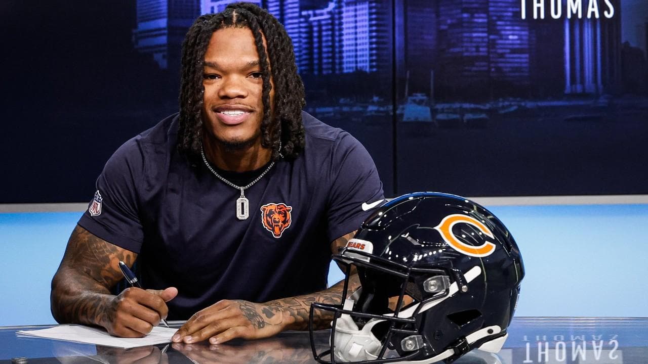 Zavion Thomas Bears Contract