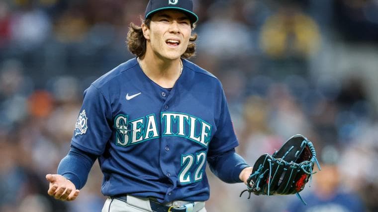 Why Bryan Woo was called for bizarre balk involving Mariners' Josh Naylor
