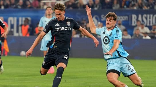 San Diego FC midfielder Onni Valakari (8) shoots the ball during an MLS soccer game against the Minnesota United FC, Saturday April 11, 2026 in San Diego, California.