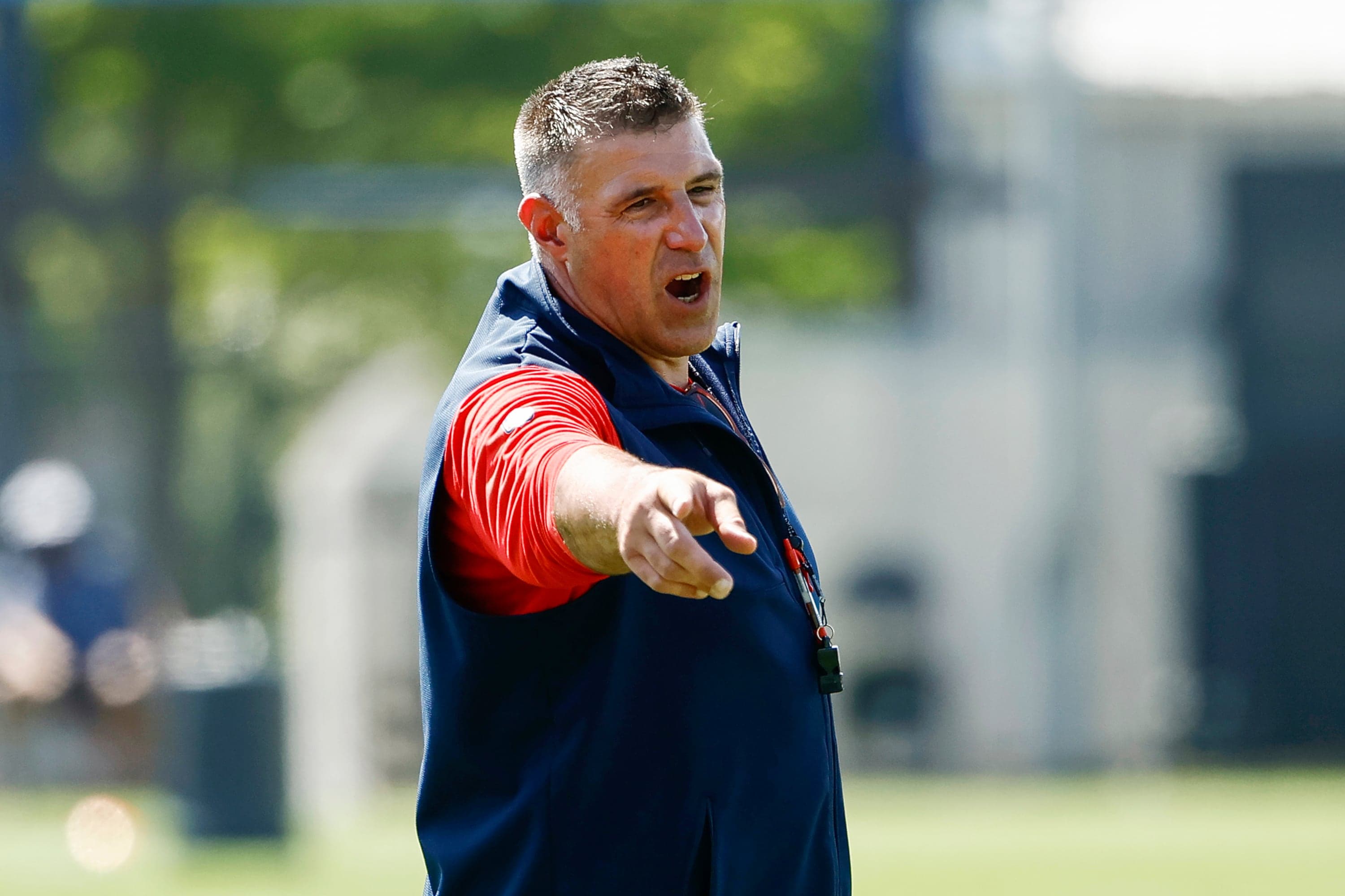 FOXBOROUGH, MA - JULY 28: Mike Vrabel head coach of the New England Patriots directs his players during training camp at Gillette Stadium on July 28, 2025 in Foxborough, Massachusetts.(Photo By Winslow Townson/Getty Images)