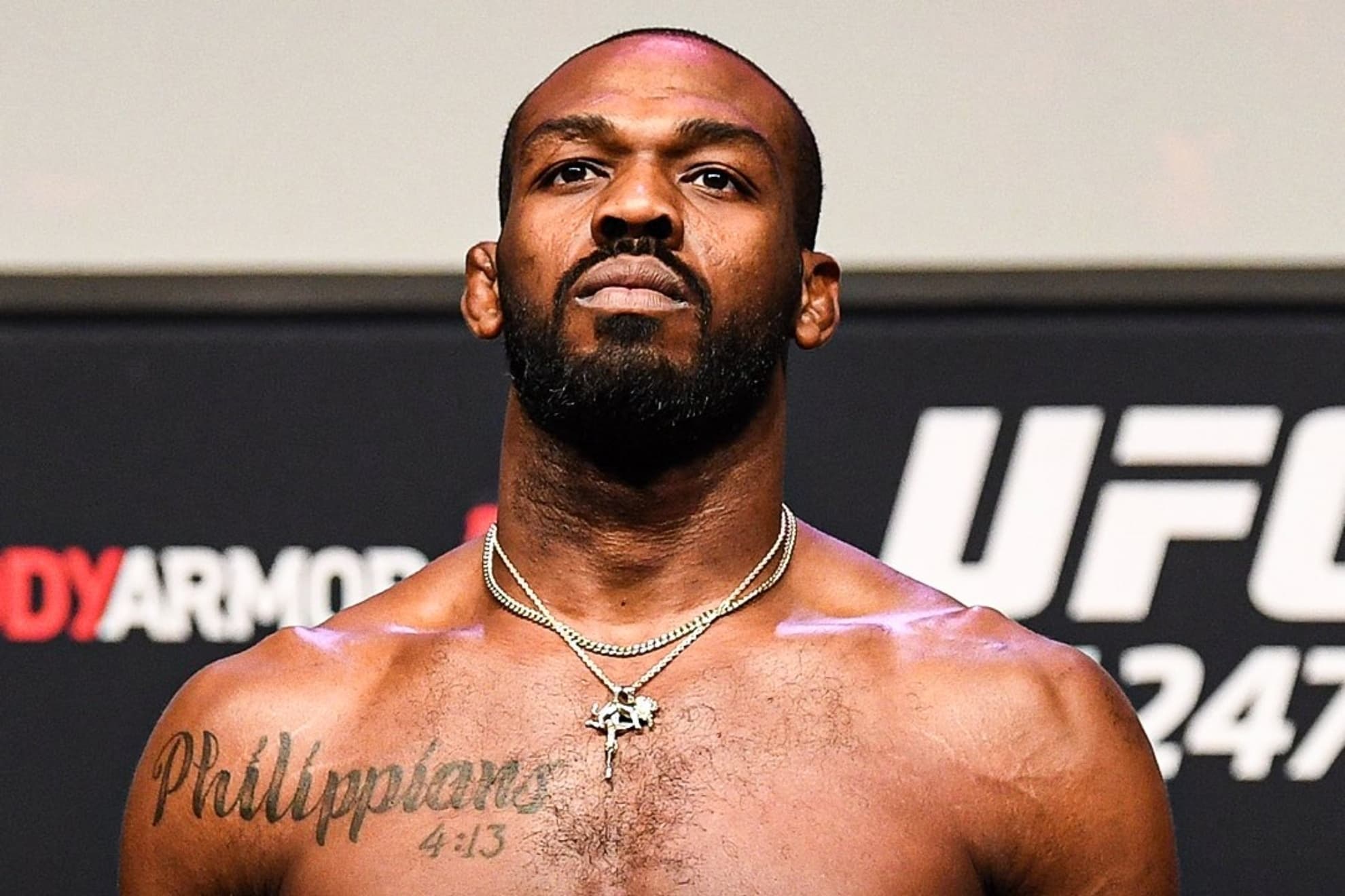 Jon Jones, durante un pesaje previo en la UFC.