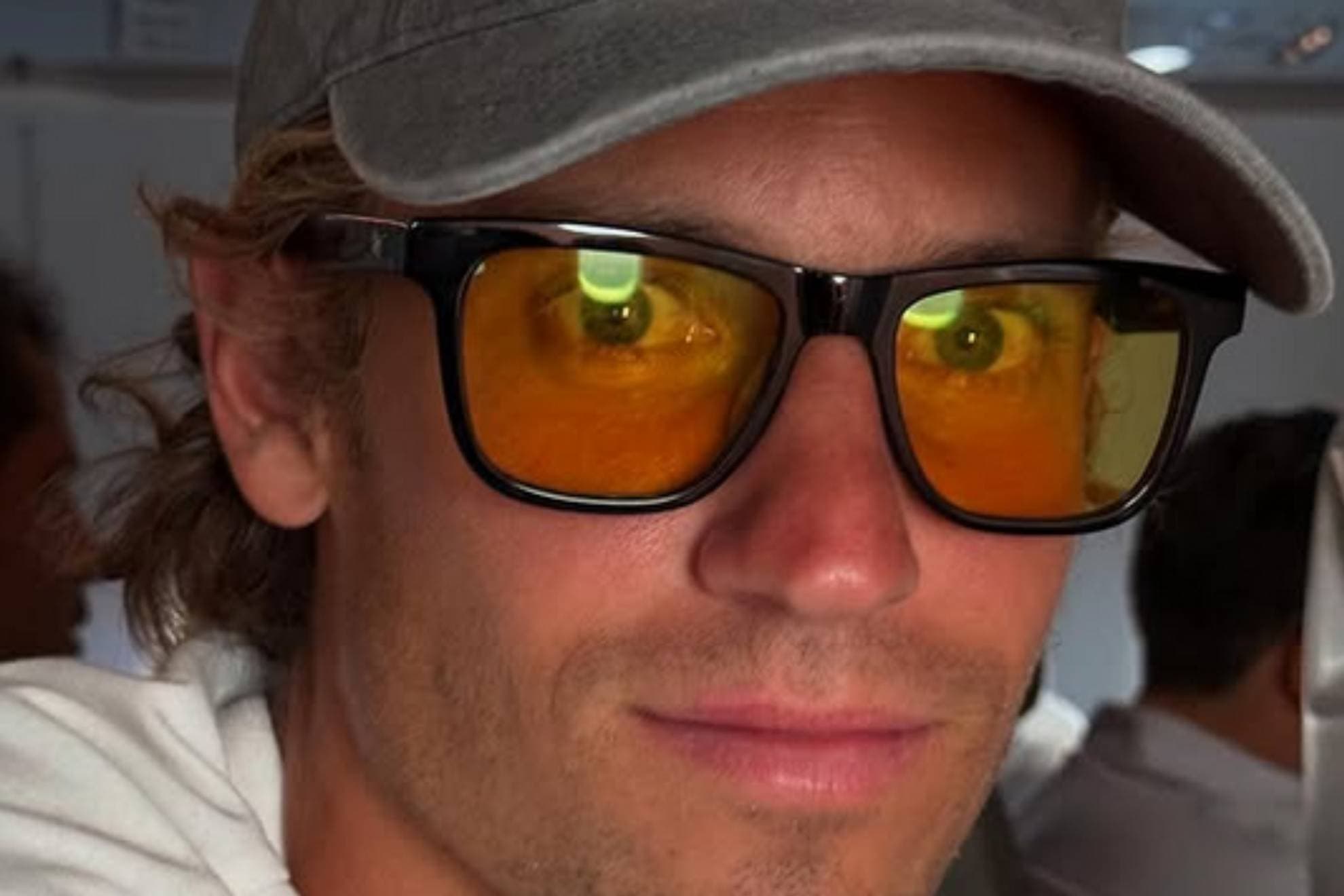 Haaland y otras estrellas del fútbol apoyan a Marcos Llorente tras "aclarar el tema de las gafas"