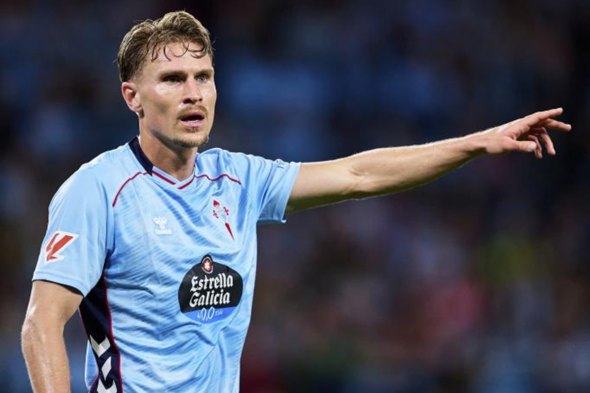 Carl Starfelt, en un partido con el Celta.
