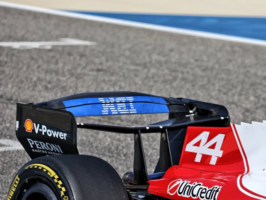 El alerón que gira y se da la vuelta por completo, que Ferrari probó en Bahréin.