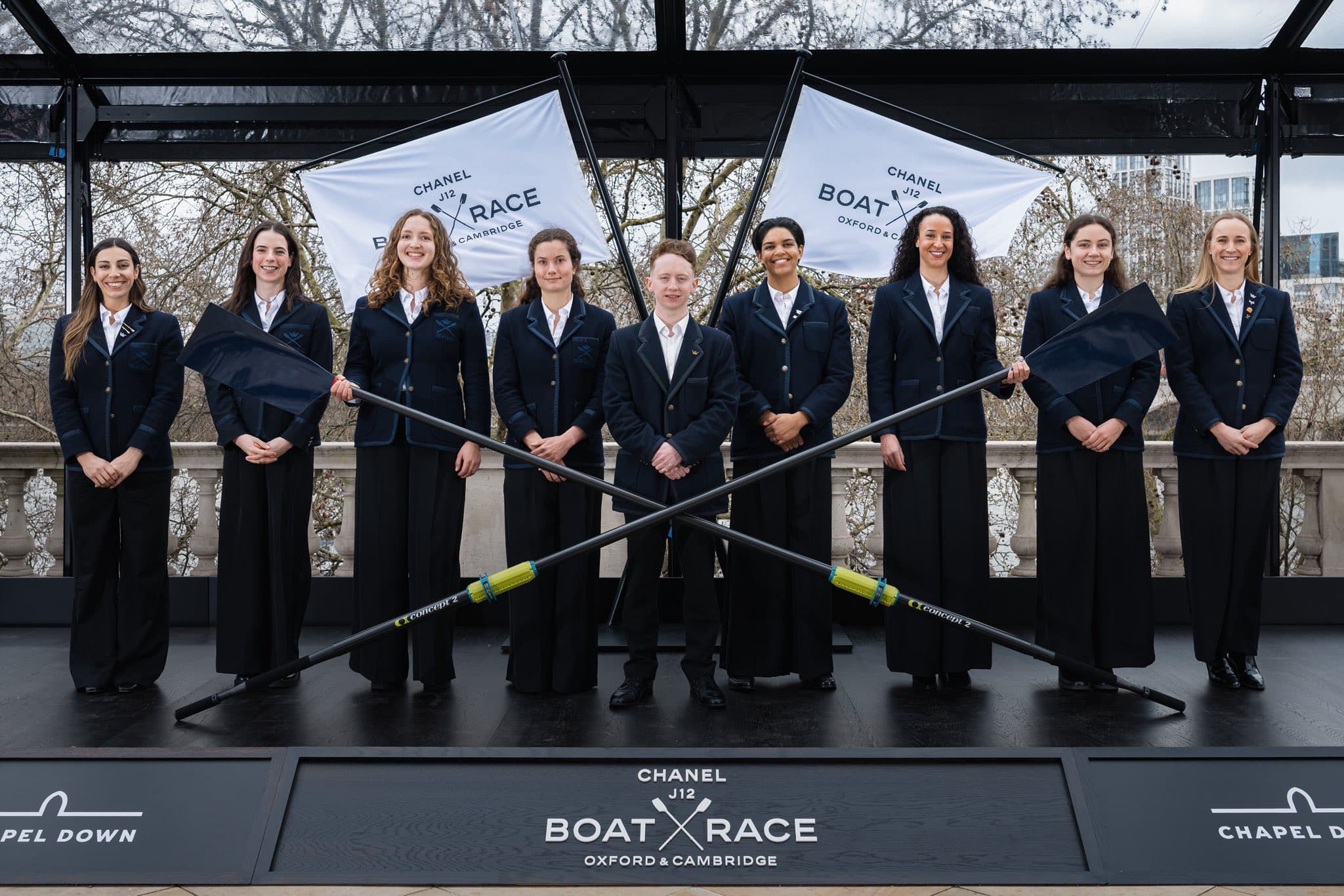 La tripulación de Oxford con Esther, la tercera empezando a contar por la derecha.