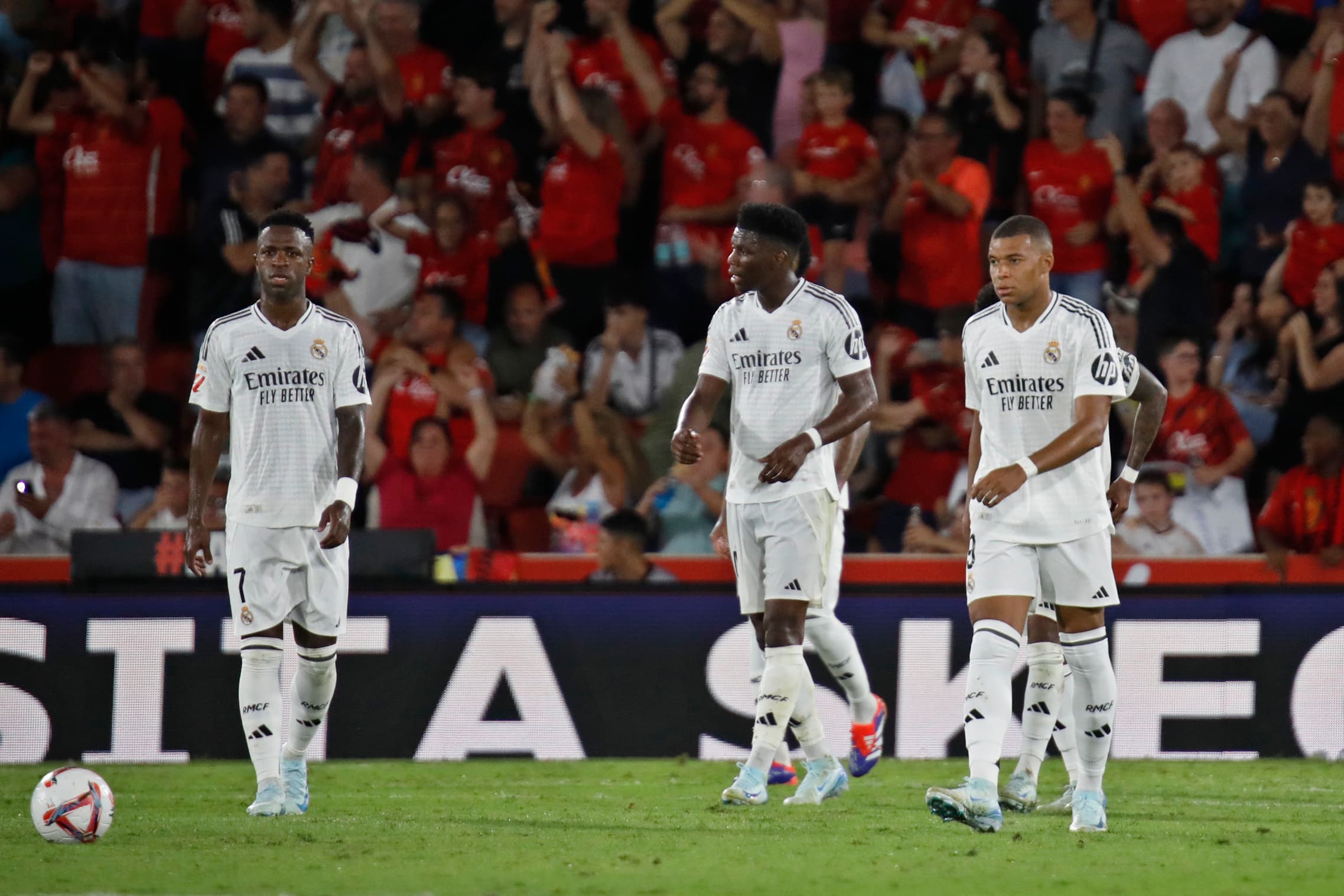 Vinicius, Tchouameni y Mbappé en el 1-1 en Son Moix