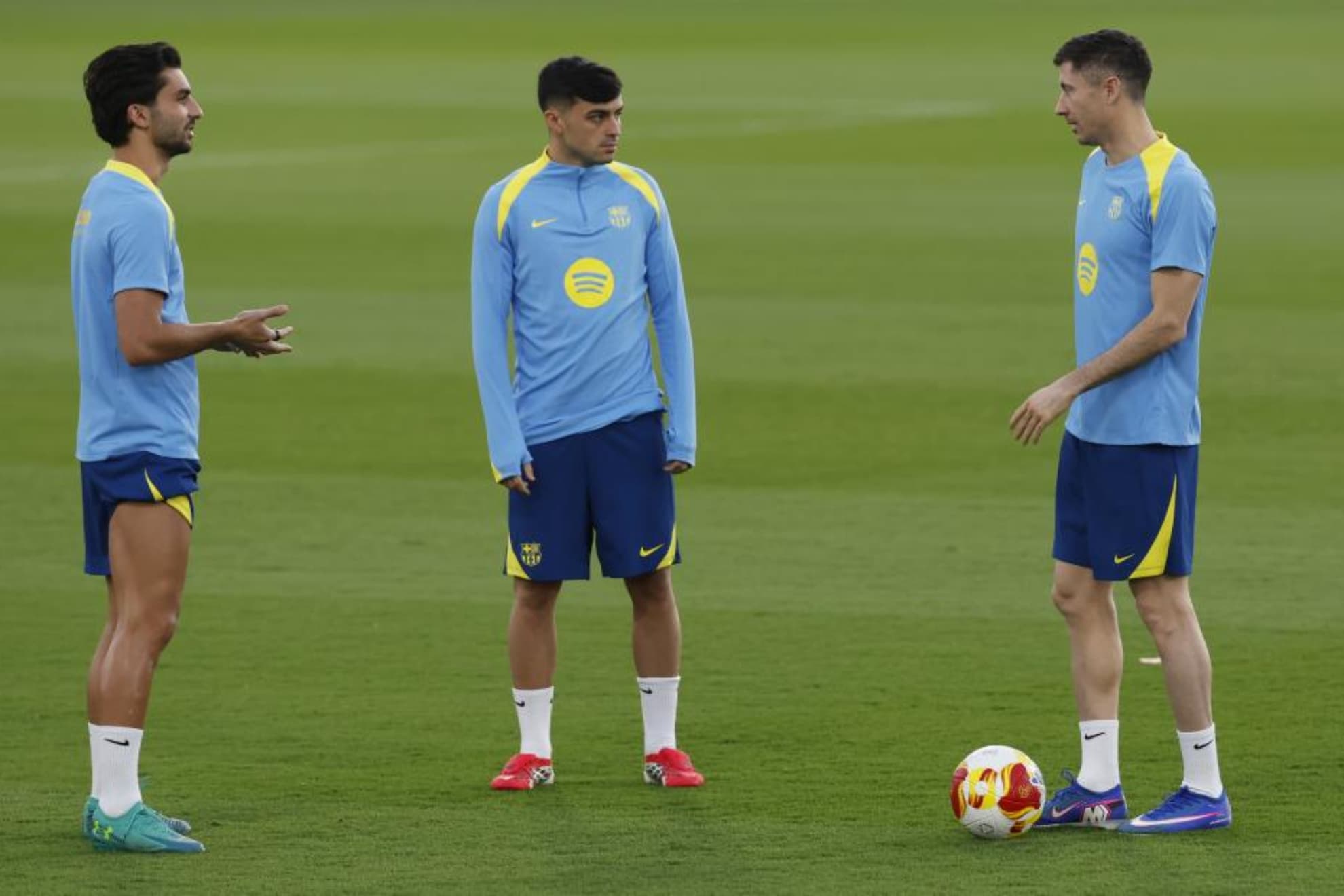 Lewwandowski, Pedri y Ferran