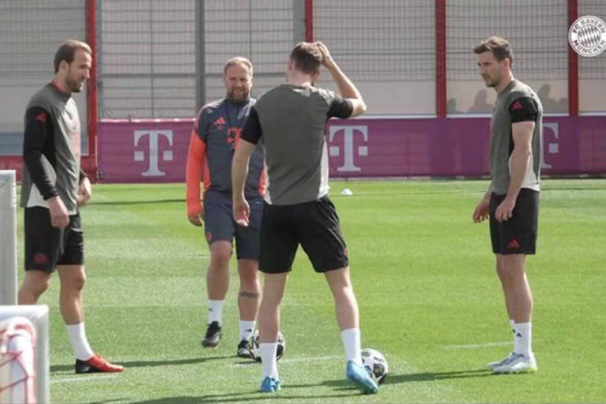 Harry Kane en el entrenamiento del Bayern.