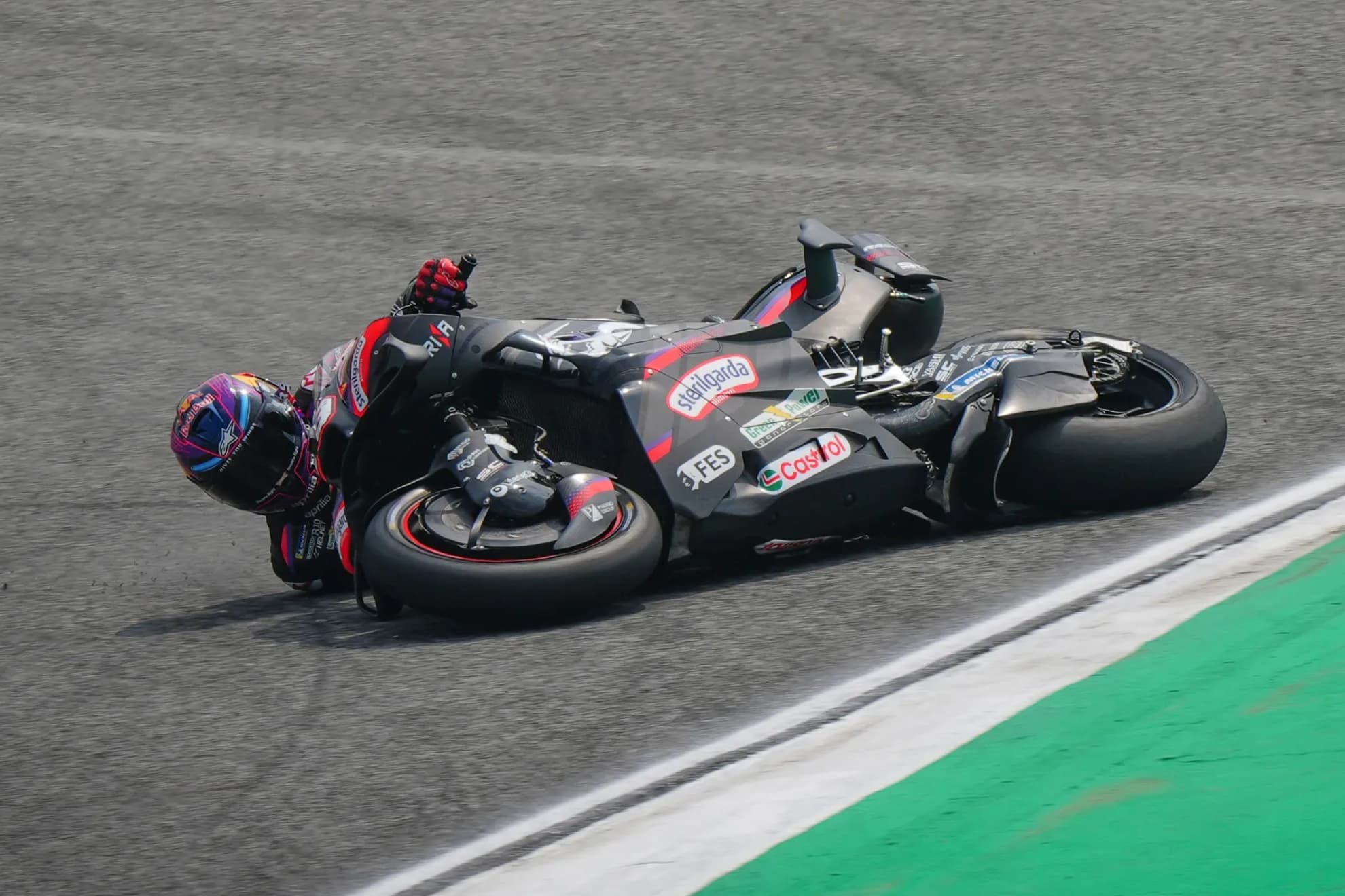 Jorge Martín se va al suelo en Austin.