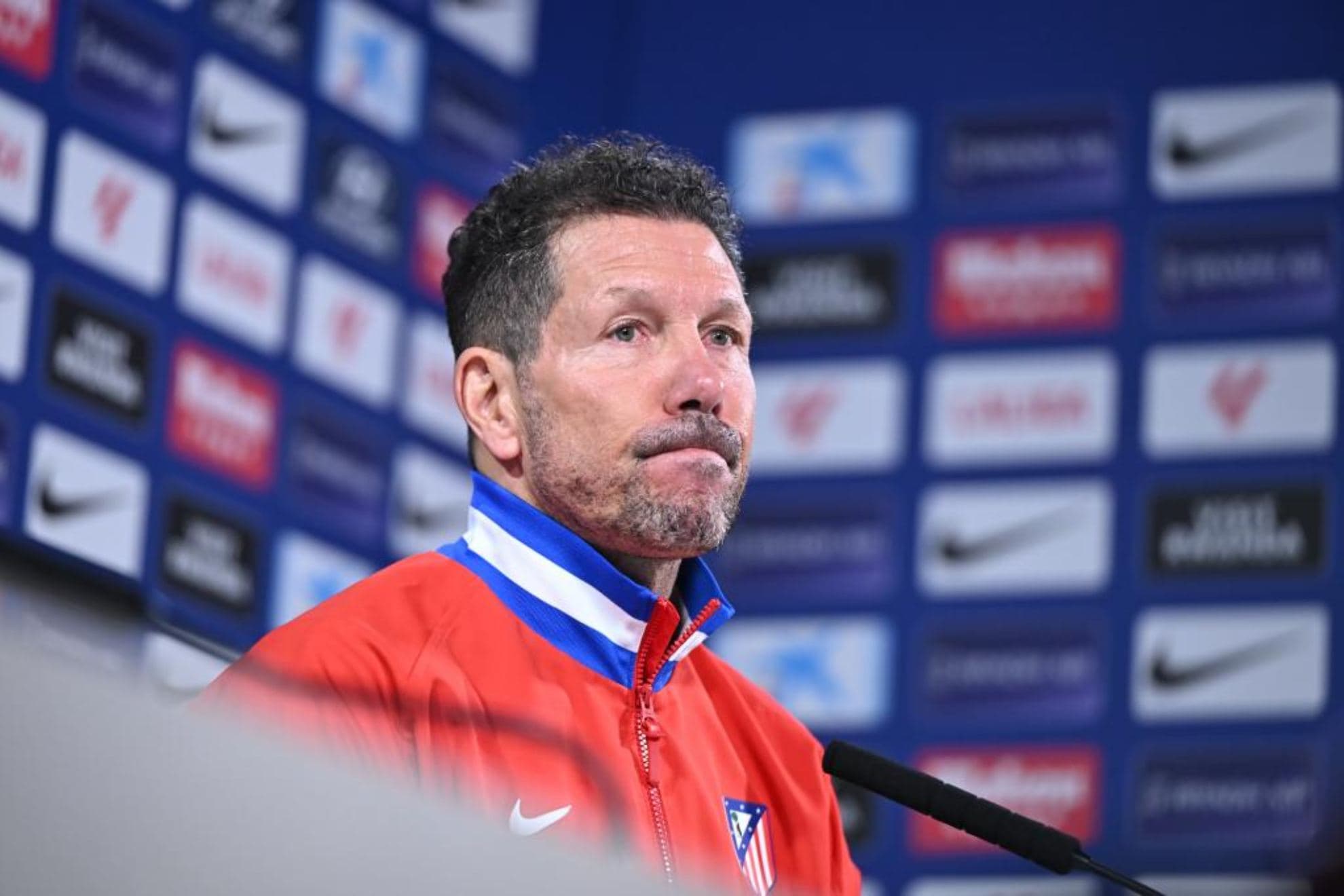 Simeone en una rueda de prensa.