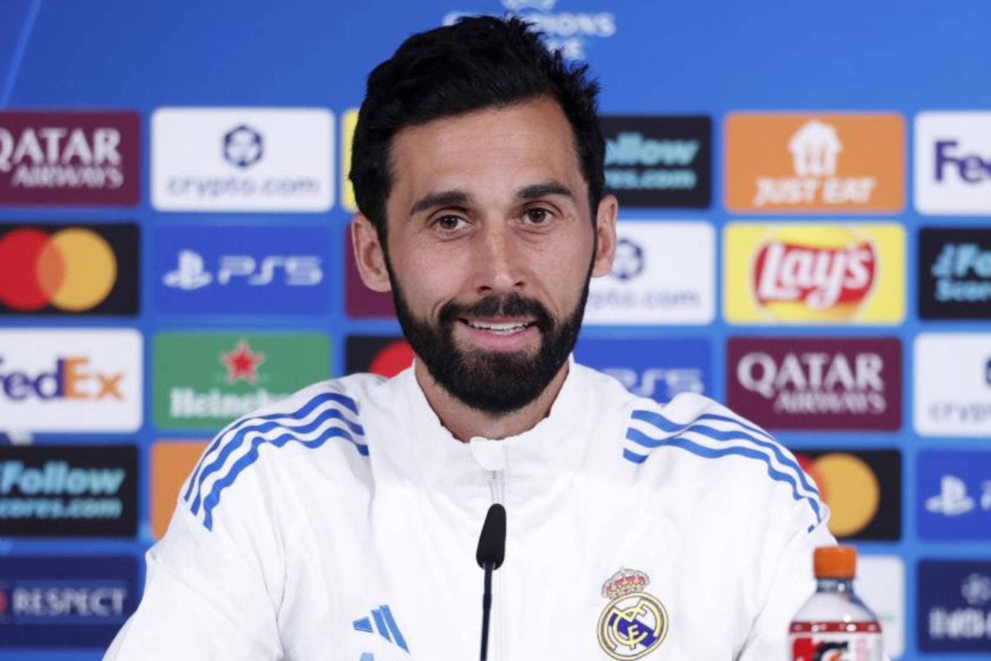 Arbeloa, en la sala de prensa de Valdebebas.
