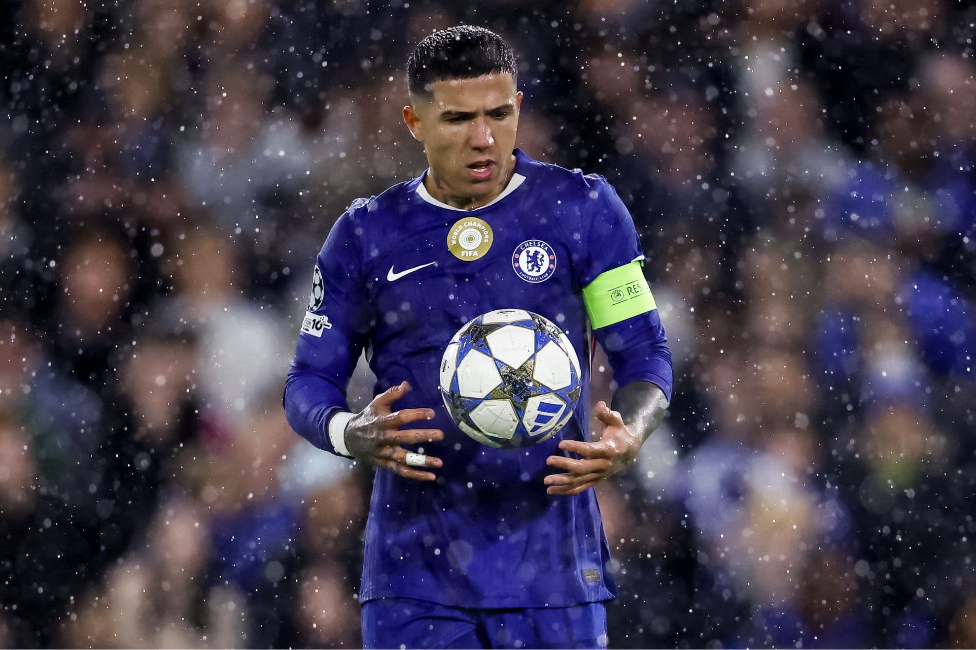 Enzo Fernández, durante un partido con el Chelsea