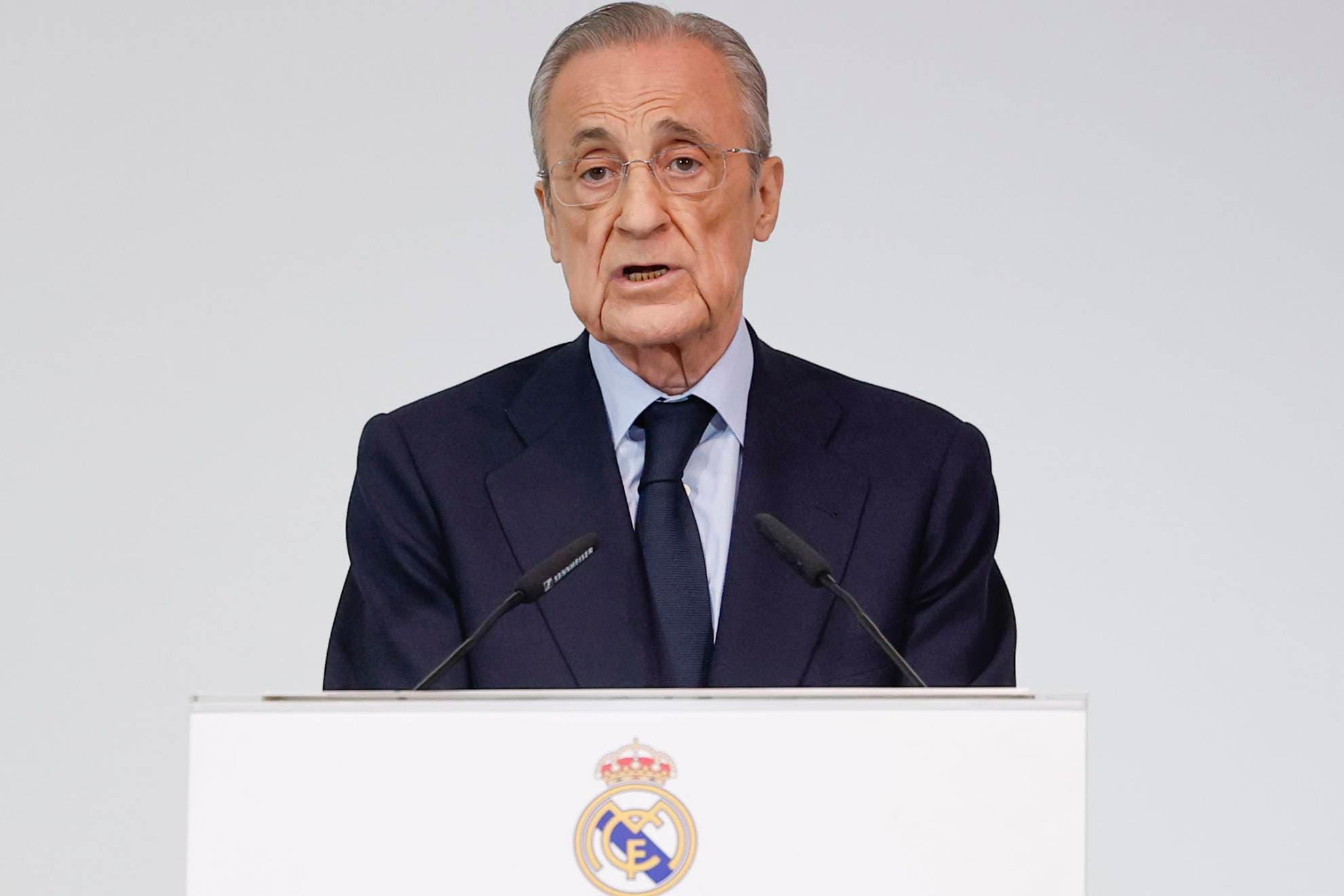 El Real Madrid desmiente que vaya a fichar un director deportivo: "Es falso"