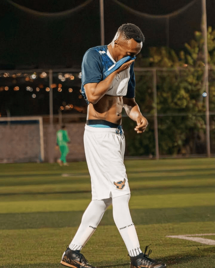 Un futbolista que jugó un Mundial se salvó de ser linchado tras ser detenido en un atraco: Christian 'El Diablito' Lara