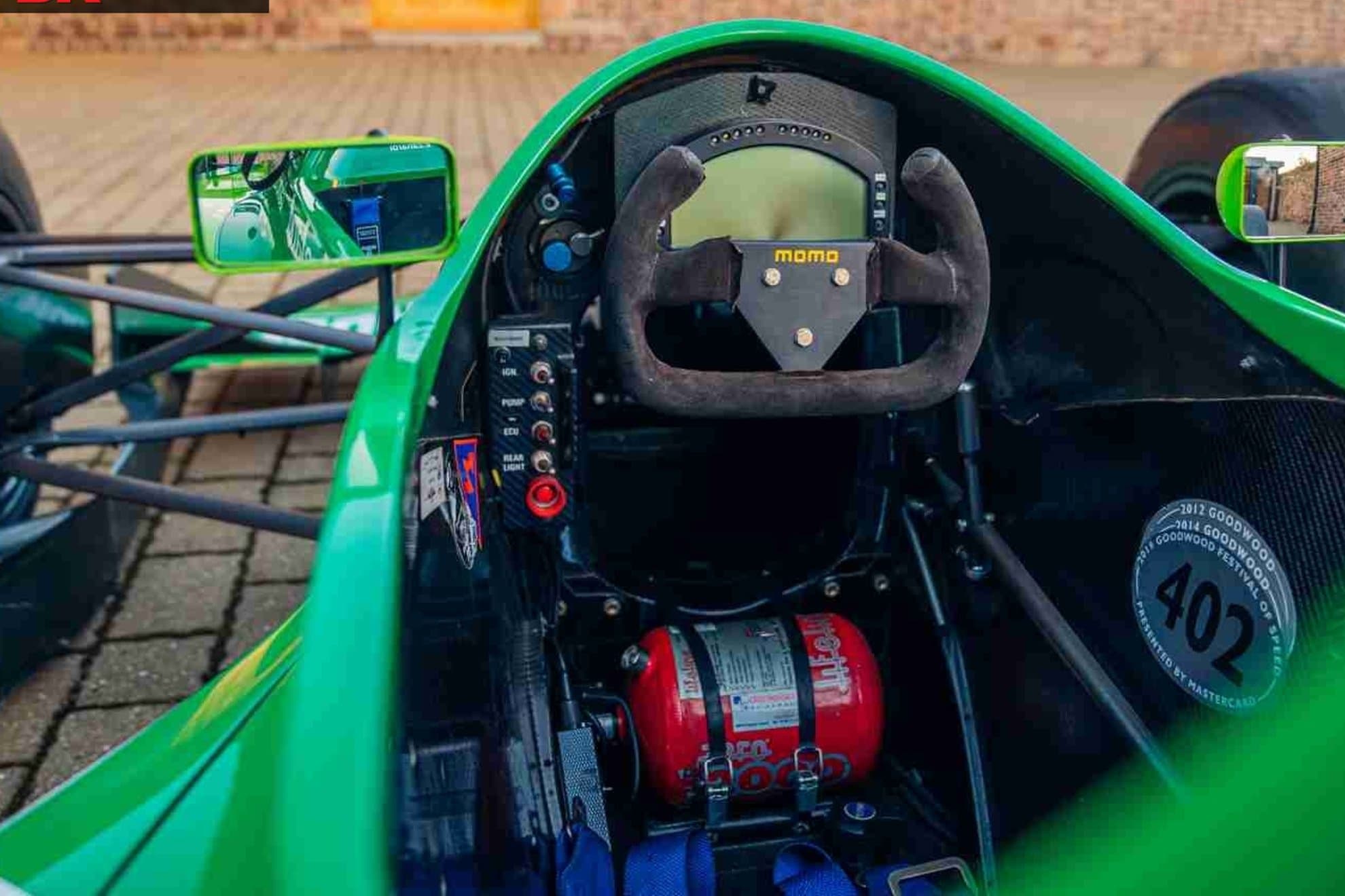 Todavía no equipaba levas de cambio.