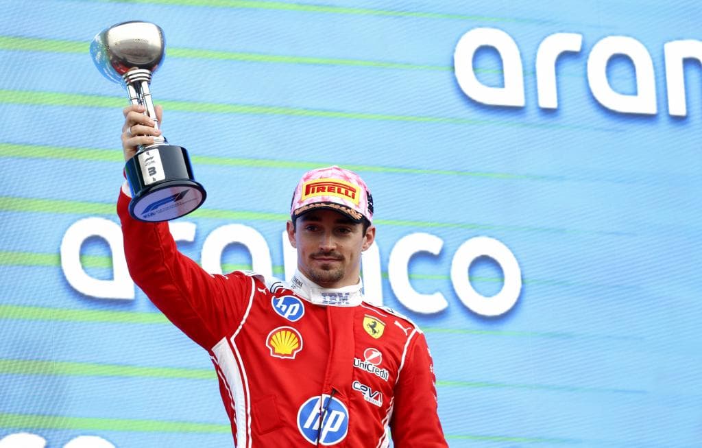 Leclerc, en el podio de Suzuka 2026.