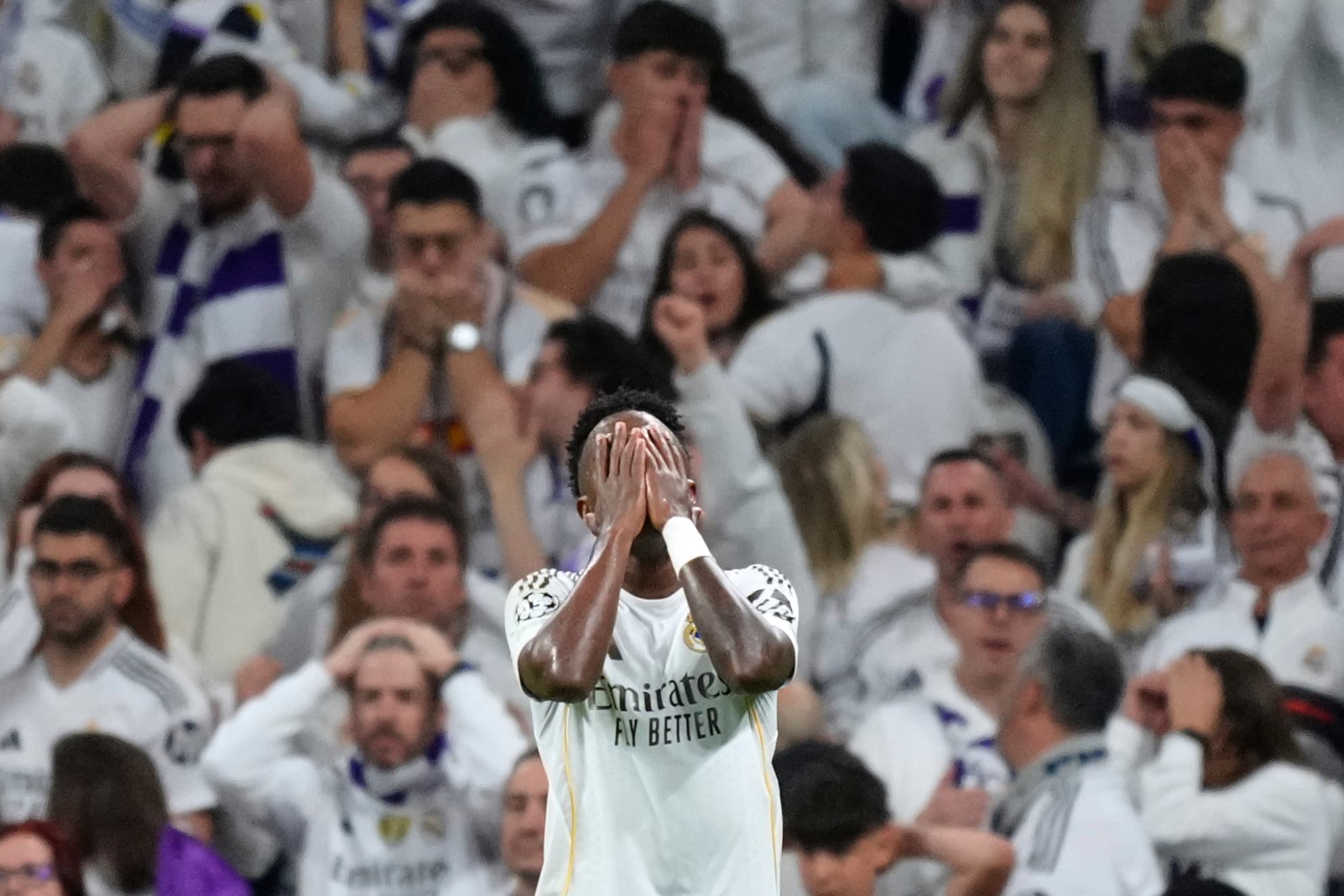 Vinicius lamentándose de una ocasión.