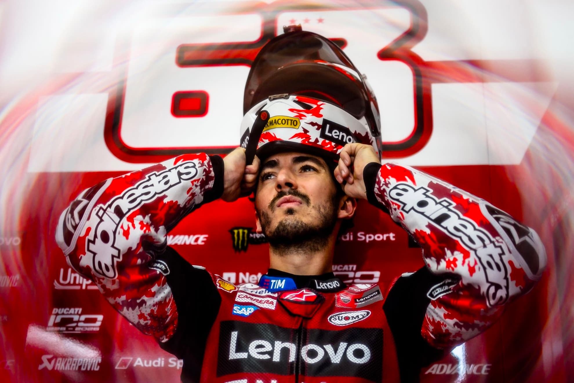 Pecco Bagnaia, en su box en Austin.