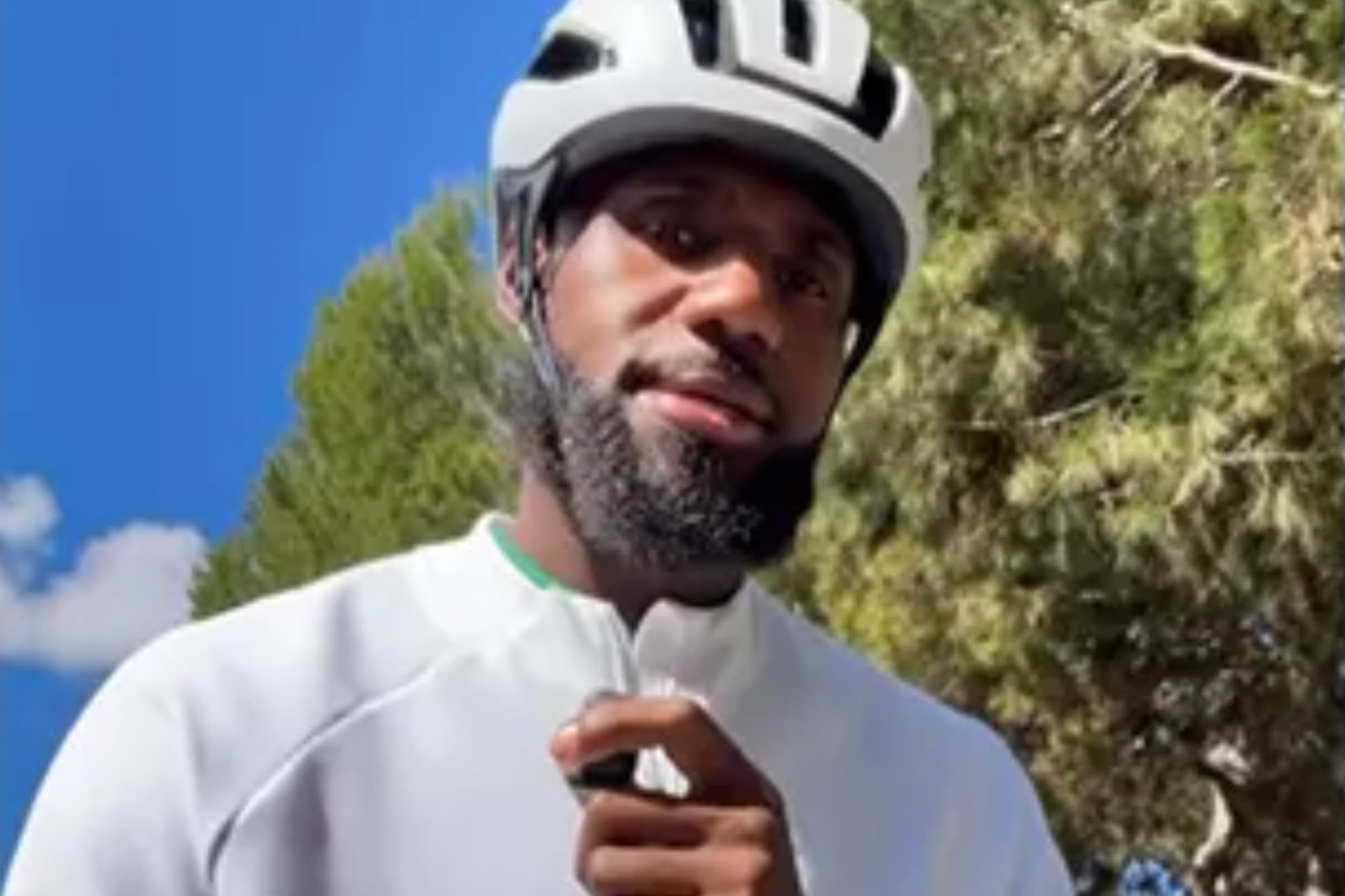 LeBron James, antes de Roubaix.