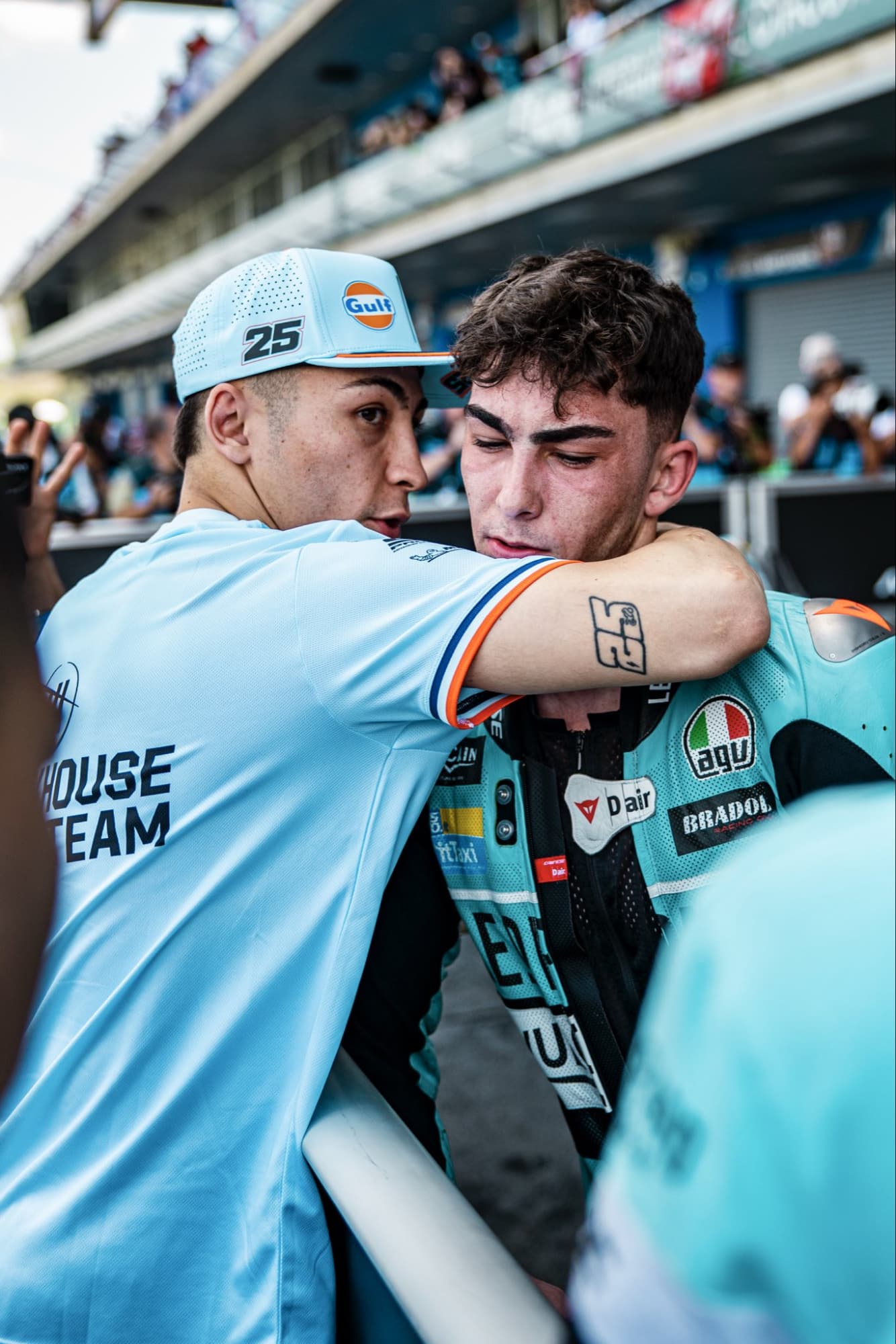 Raúl Fernández, con Adrián Fernández, en 2026.