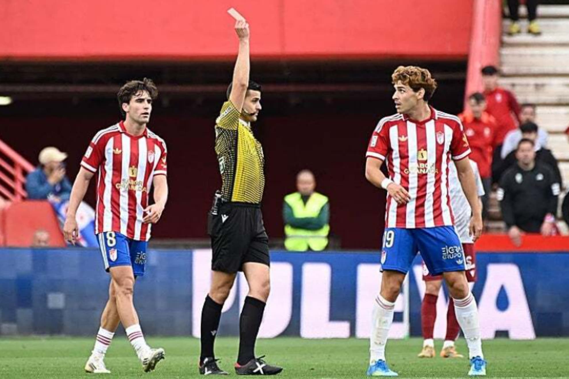 Expulsión de Jorge Pascual