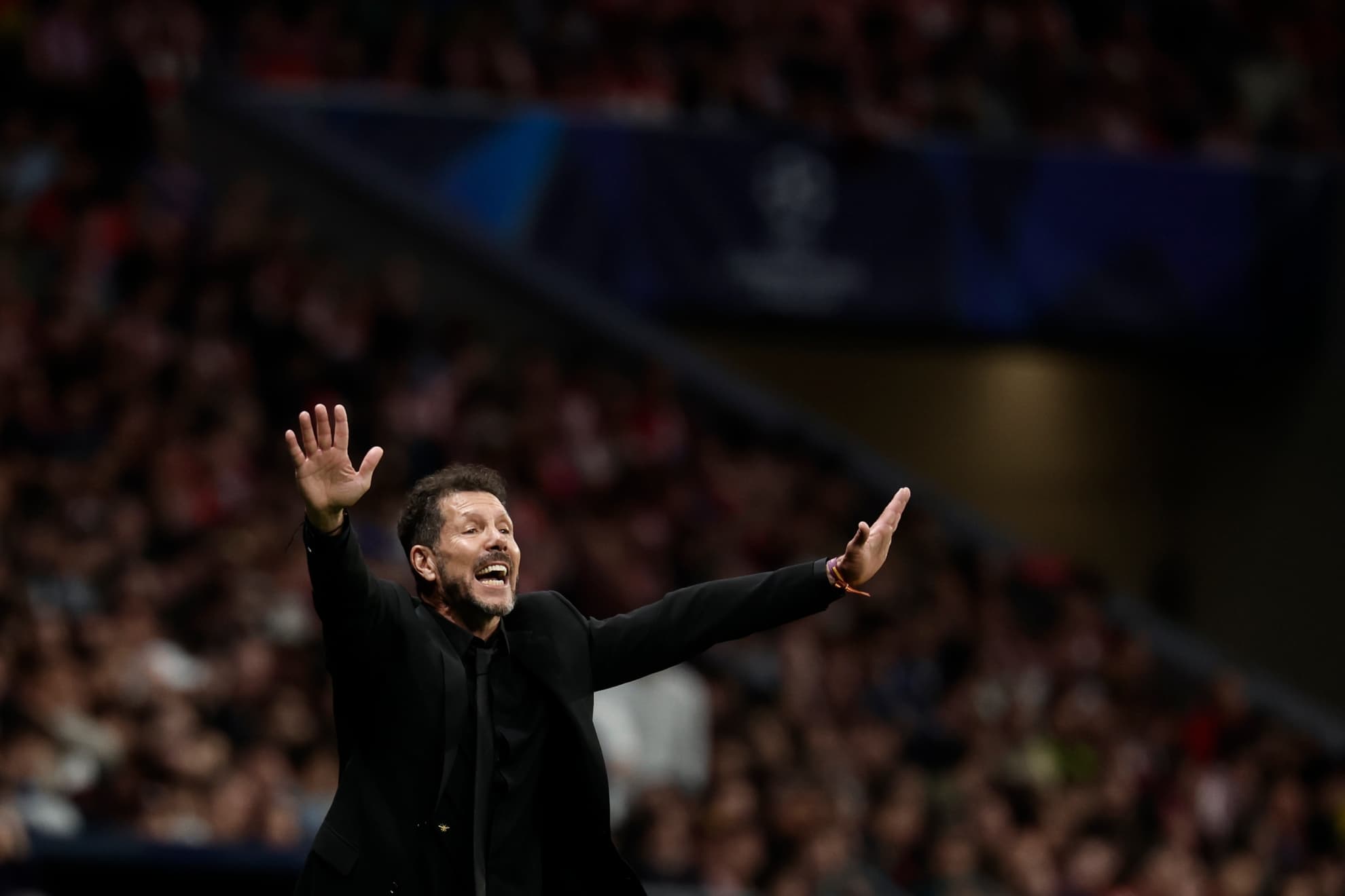 SIMEONE, DURANTE EL PARTIDO.