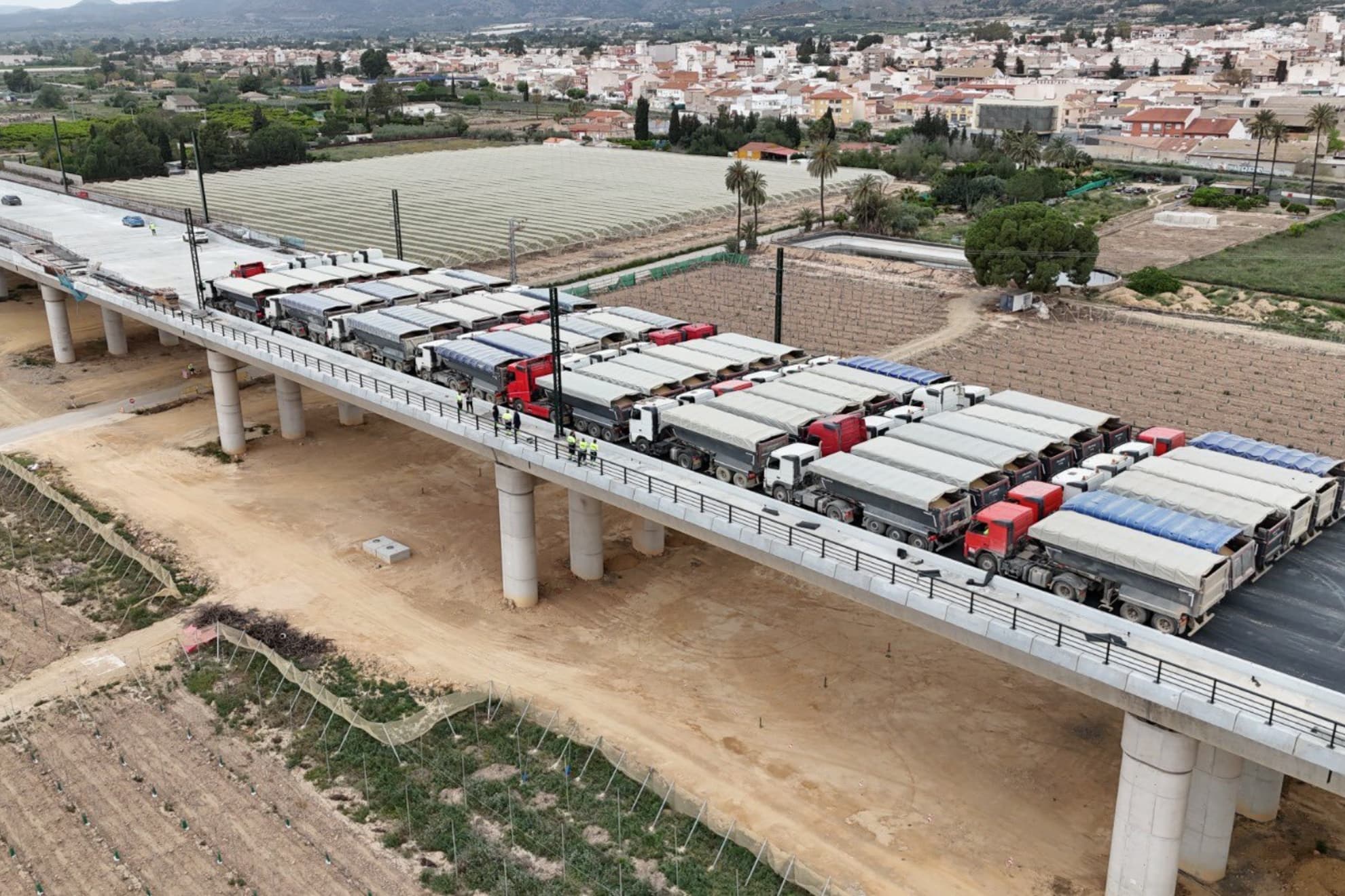 "¿Habíais visto alguna vez algo así?": La contundente pregunta de Óscar Puente tras el nuevo hito del Corredor Mediterráneo