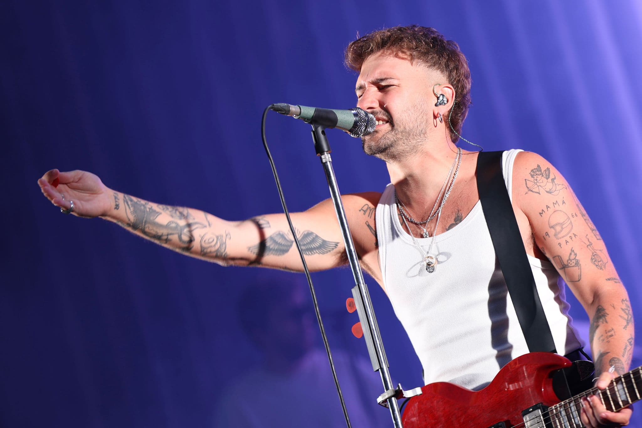 Dani Fernández, durante un concierto