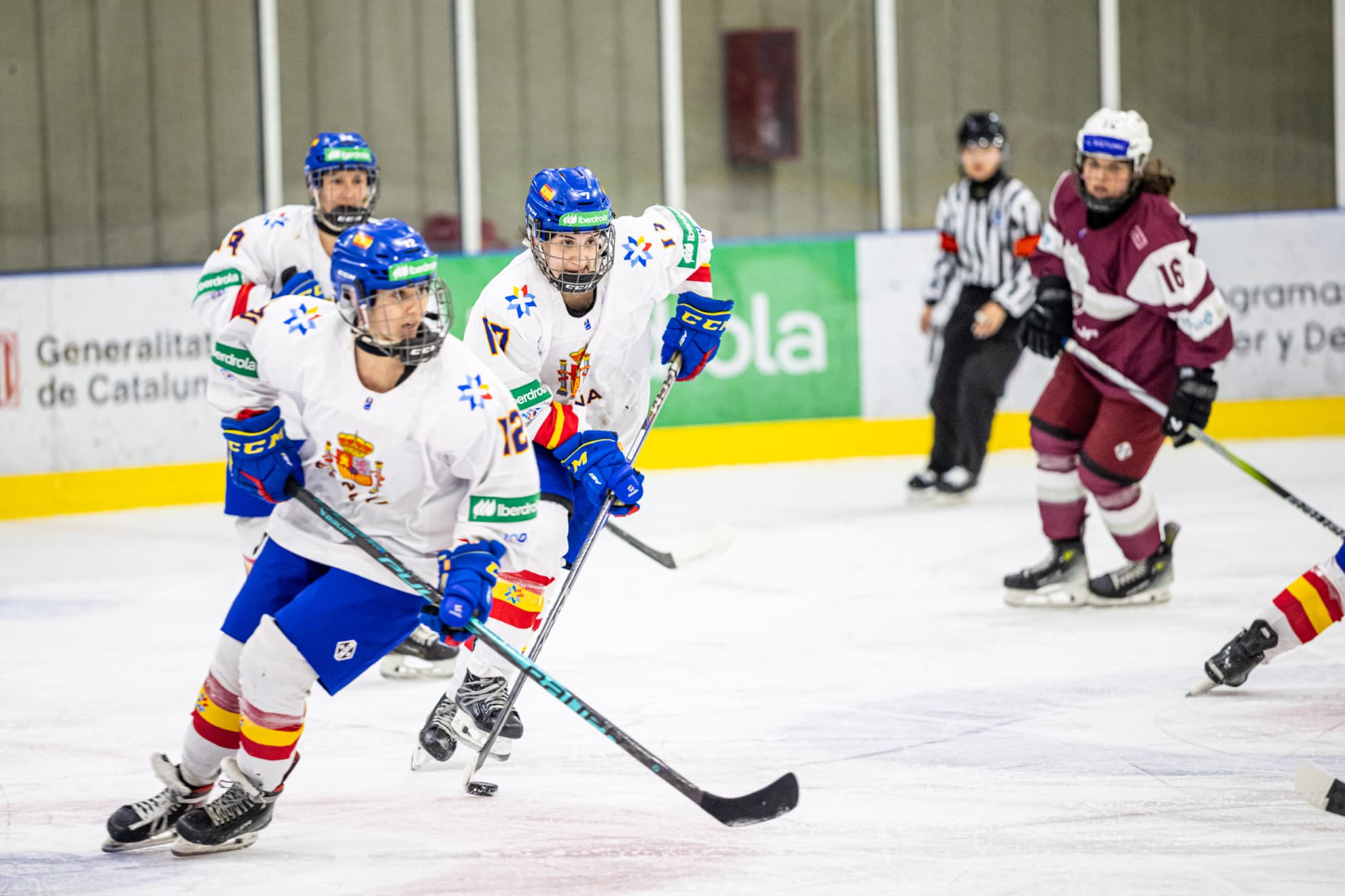Un momento del partido entre España y Letonia.