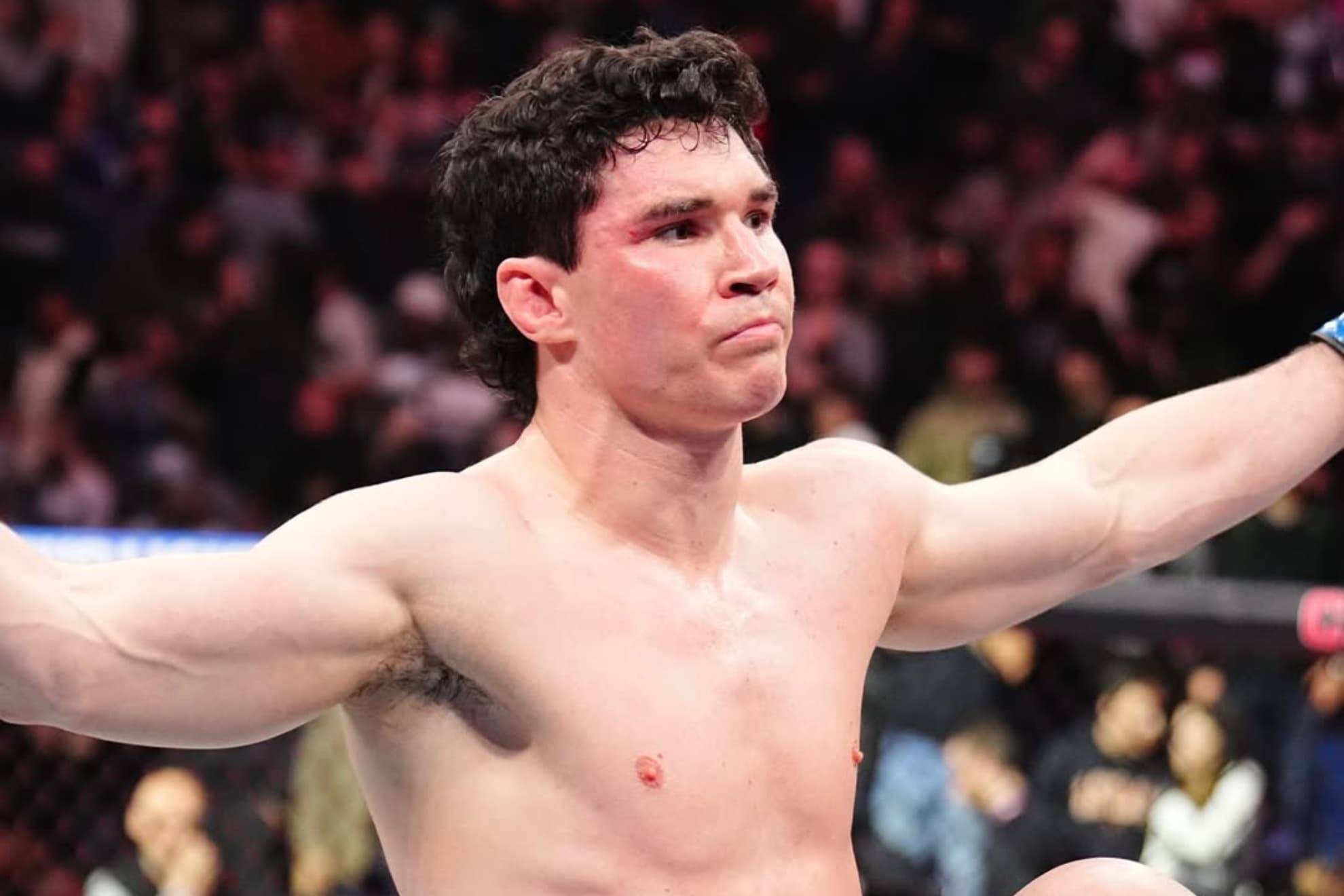 Mike Mallot tras noquear a Gilbert Burns en el UFC Canadá.