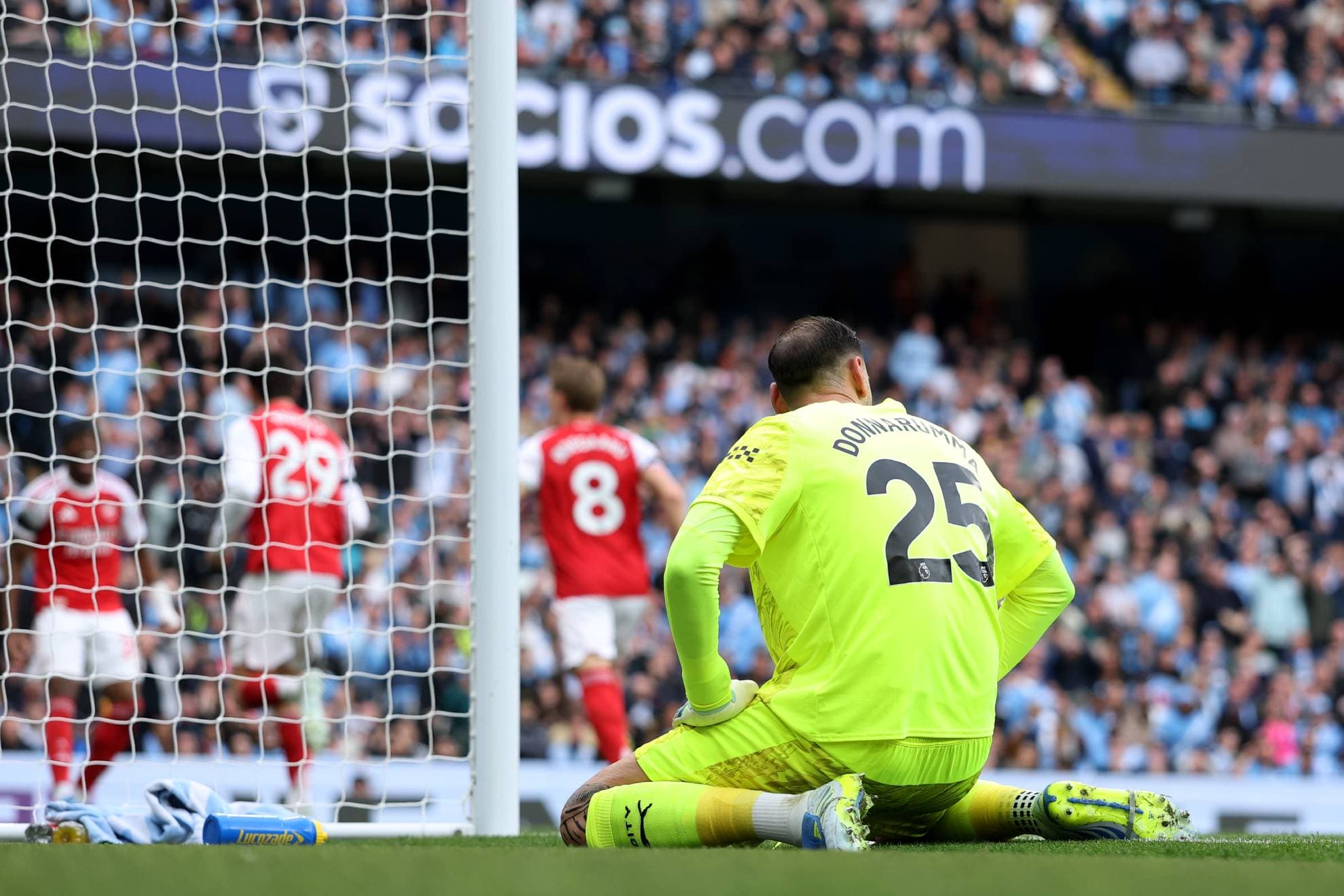 Donnarumma, abatido tras su error.