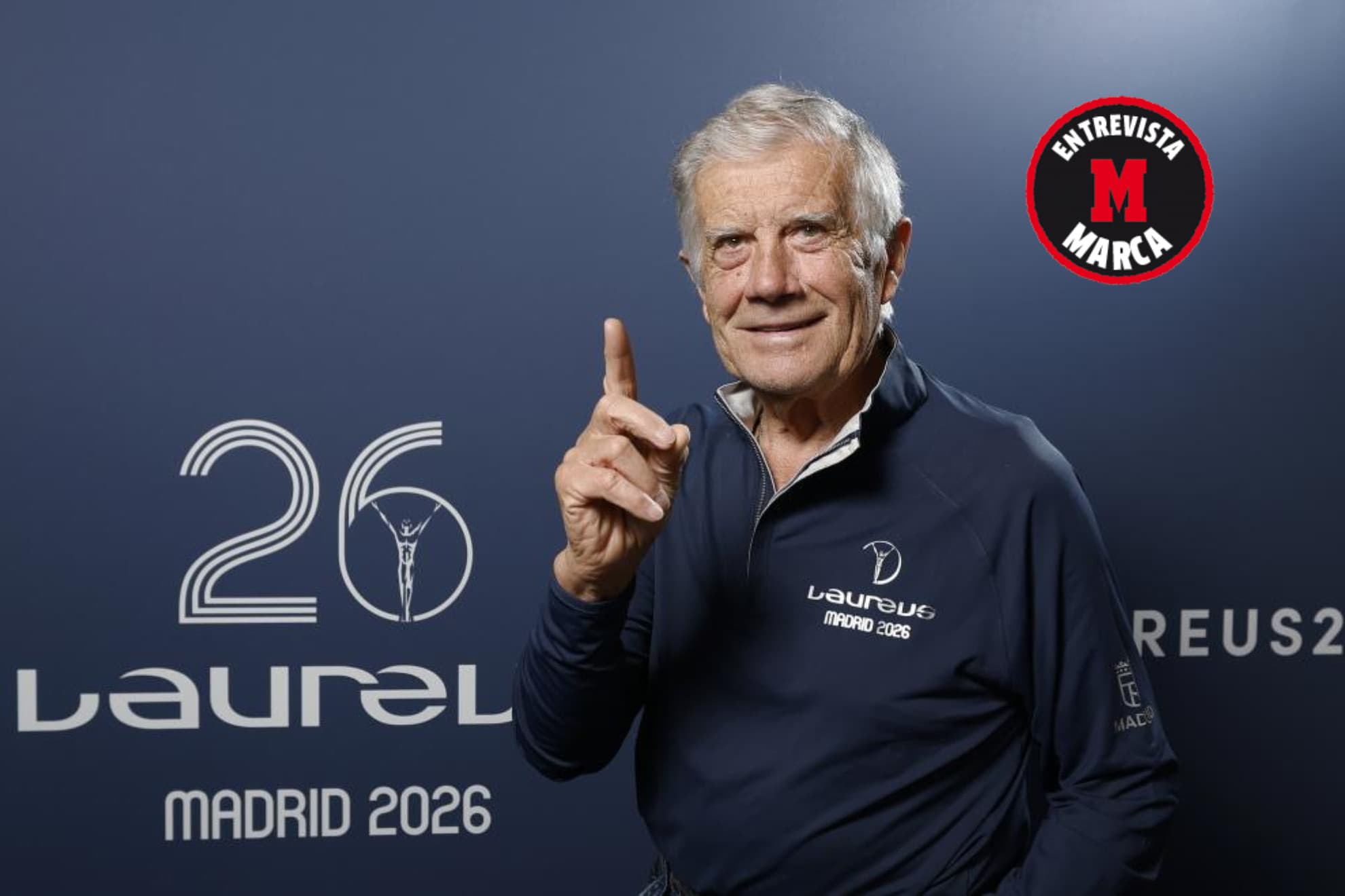 Giacomo Agostini posa para MARCA, en los Laureus.