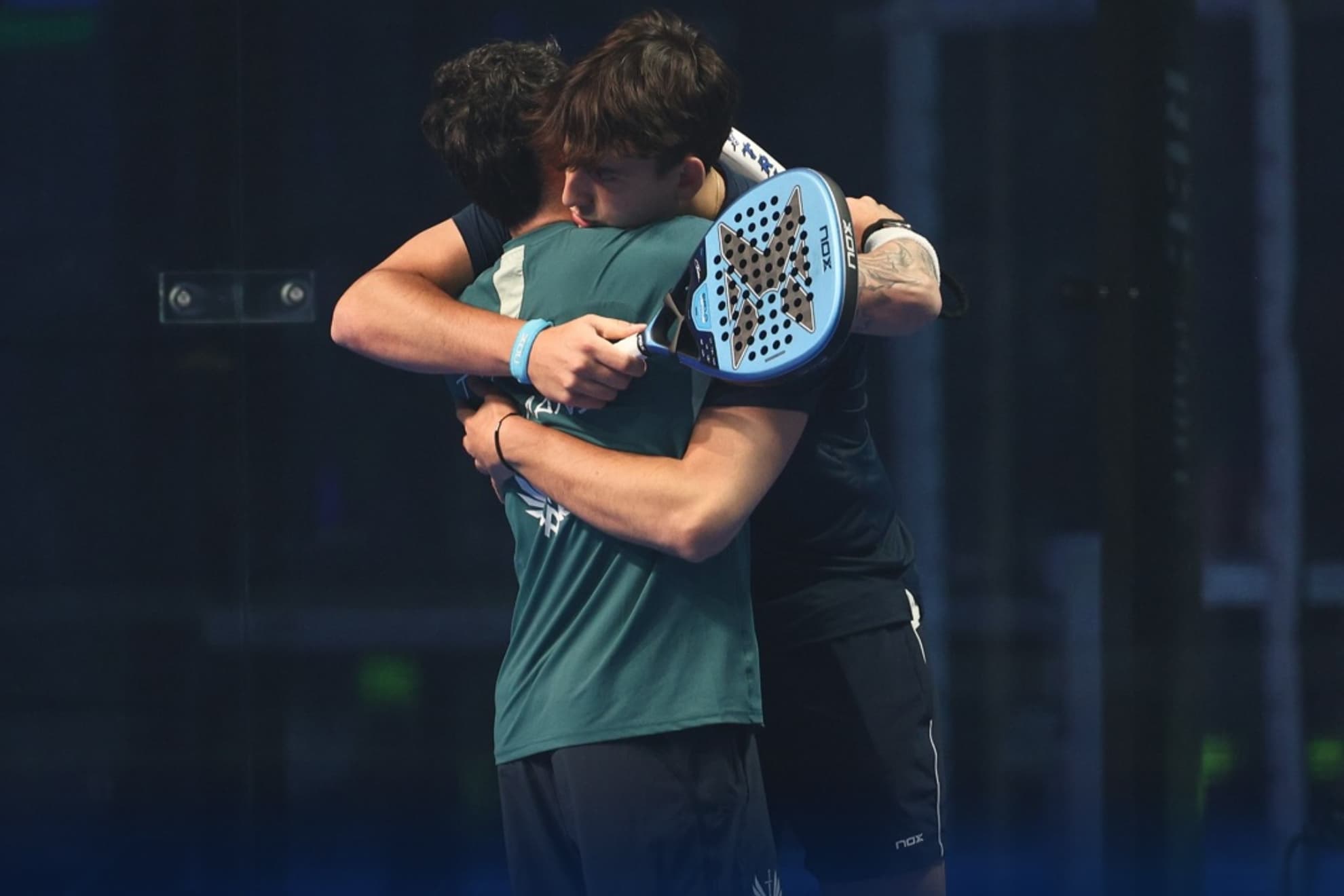 Aimar Goñi y Tito Allemandi celebrando el título.