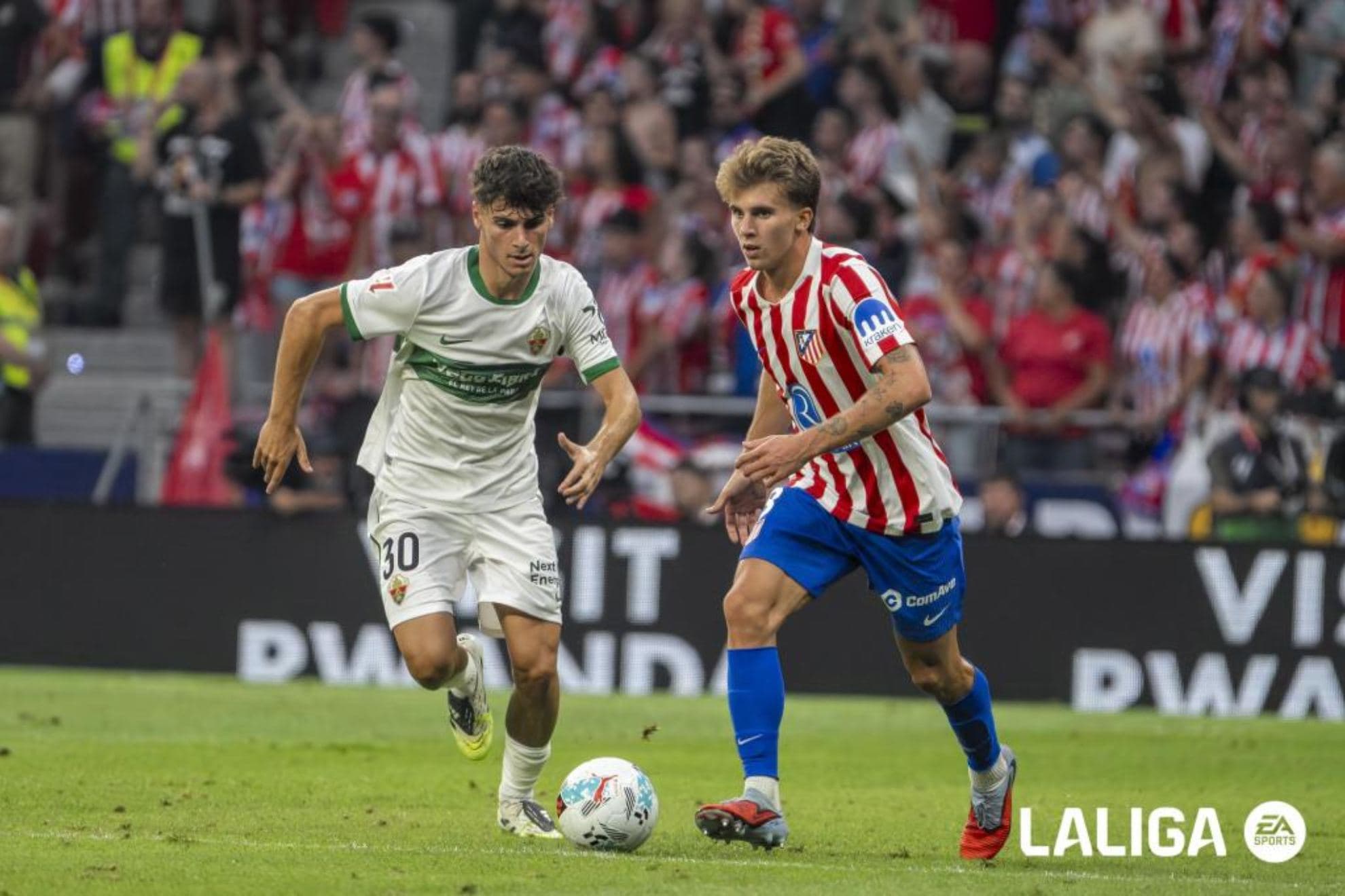 Mendoza, con el Elche, ante el Atlético.
