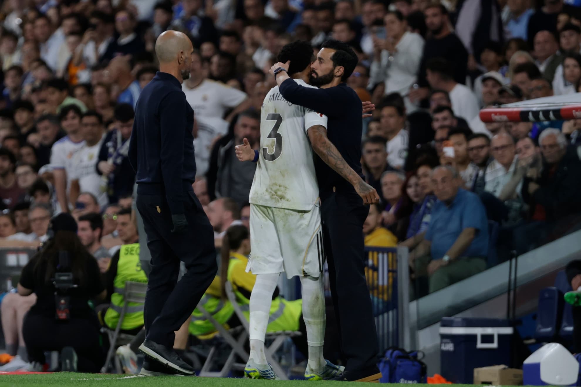 Militao, consolado por Arbeloa.