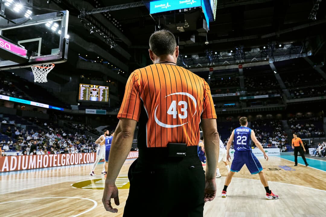 RS388587_J01 RMB-BET Firmar acb Photo - S Cañada_01