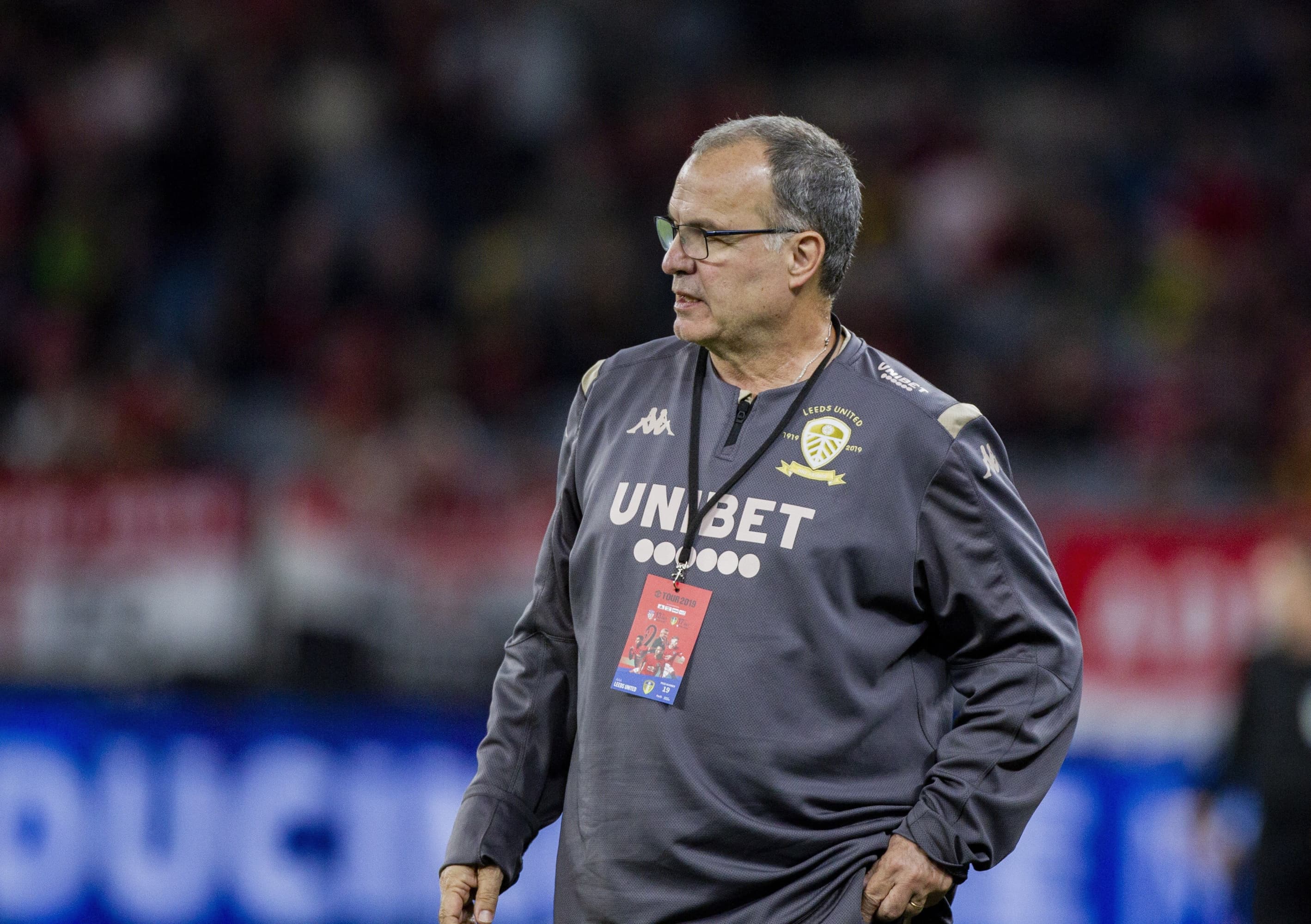 Marcelo Bielsa dirige al Leeds en un encuentro de Championship