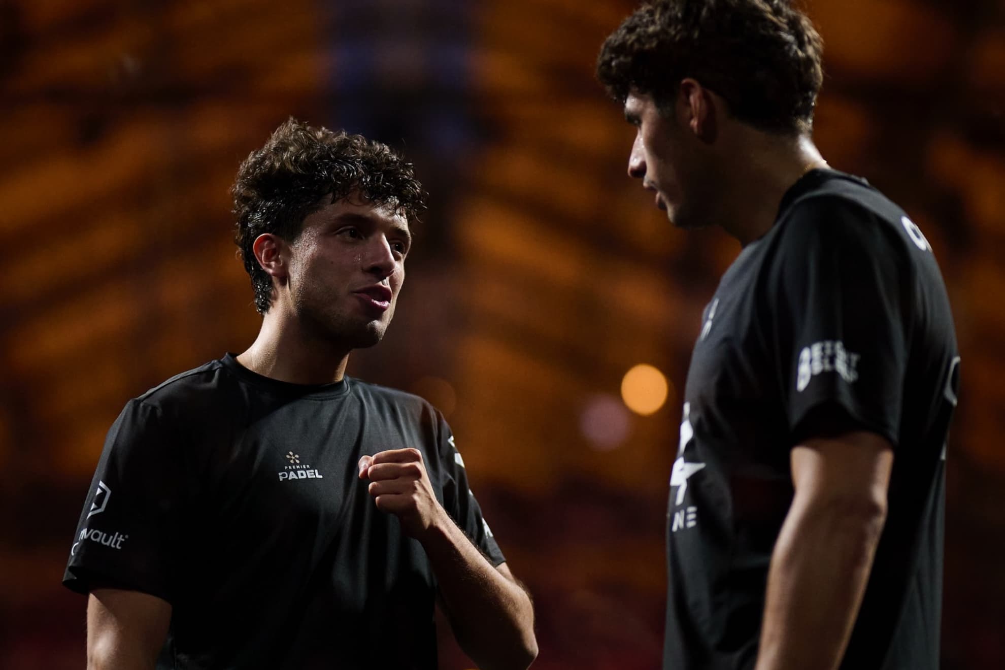 Coello y Tapia en el P2 de Bruselas.