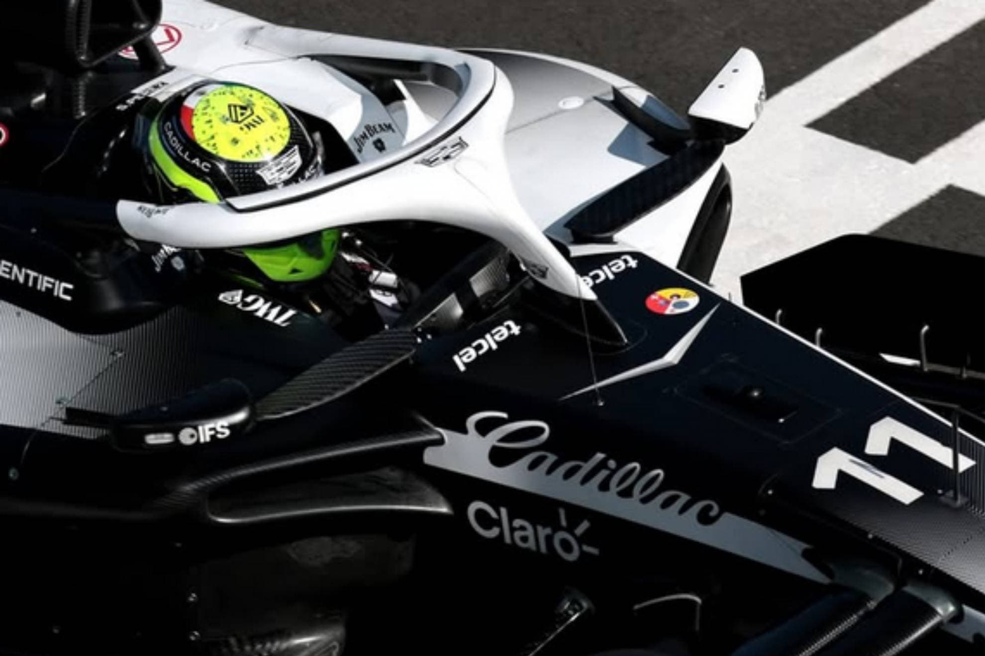 Checo Pérez desnuda a la nueva Fórmula 1 desde dentro: "Nadie la entiende y los coches no son tan divertidos"