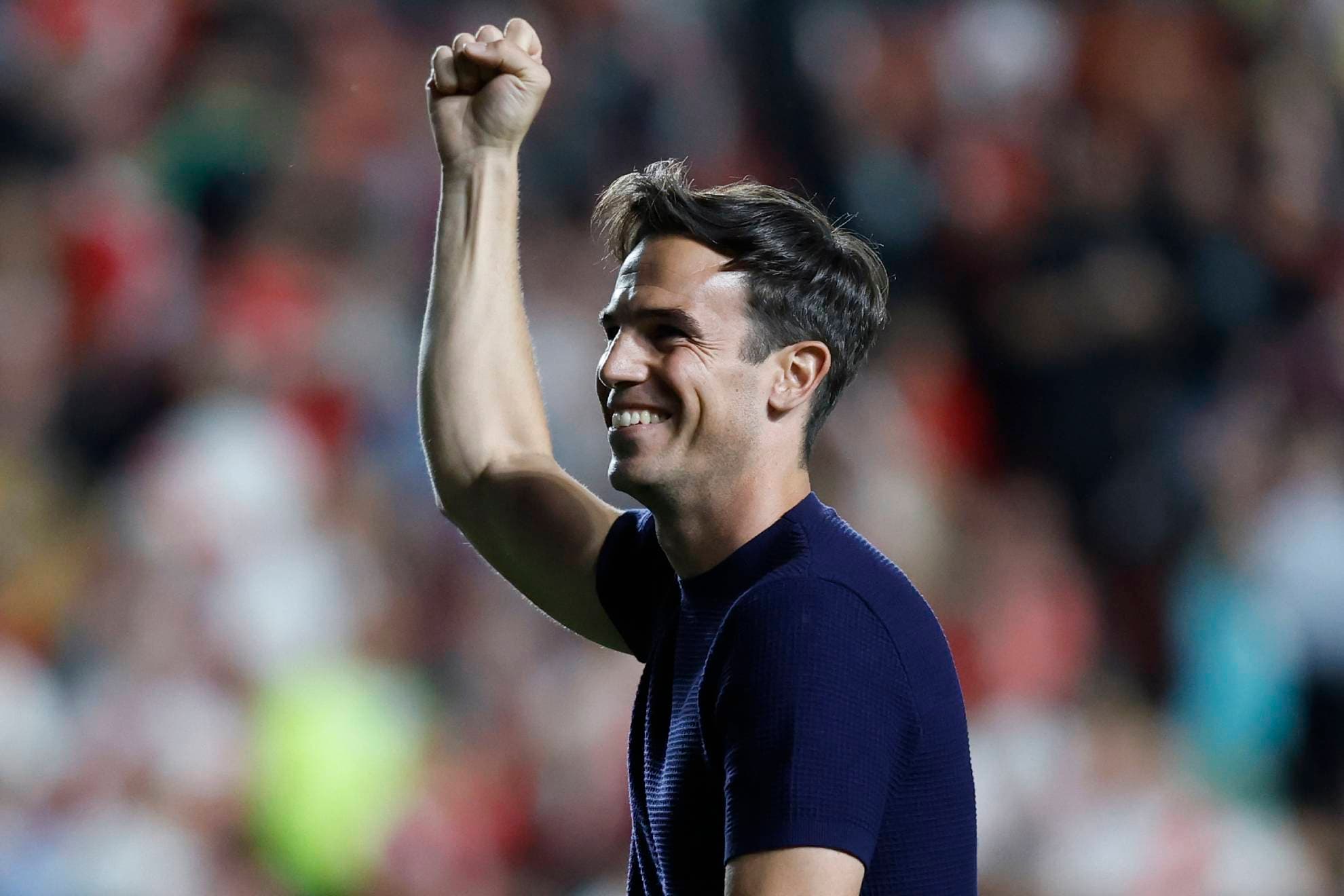 Iñigo Pérez descifra el cántico de "¡Puto Rayo!" de la afición de Vallecas a su Rayo: "Es una metamorfosis"