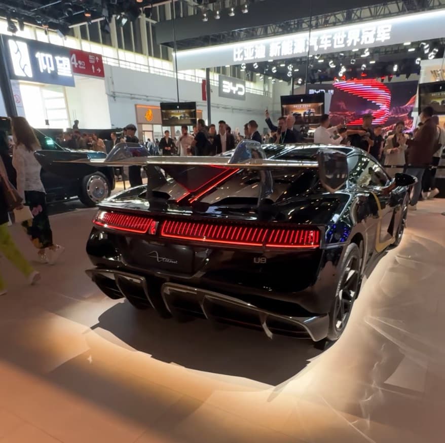 Sólo habrá 30 unidades del YangWang U9 The Dawn