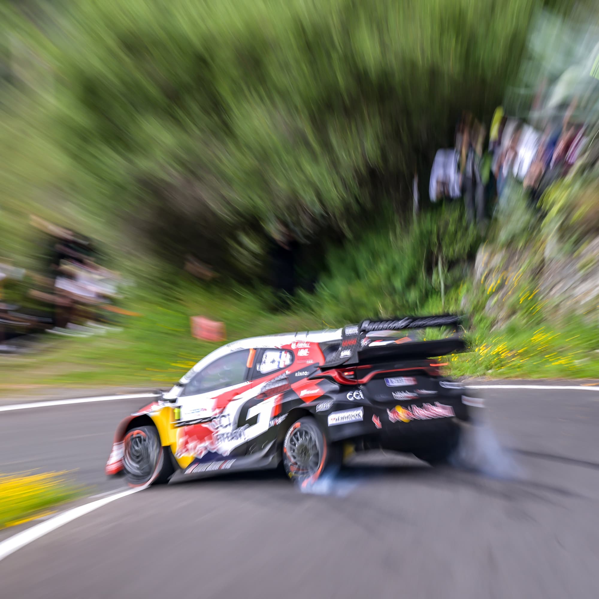 Ogier, en un giro de uno de los tramos.