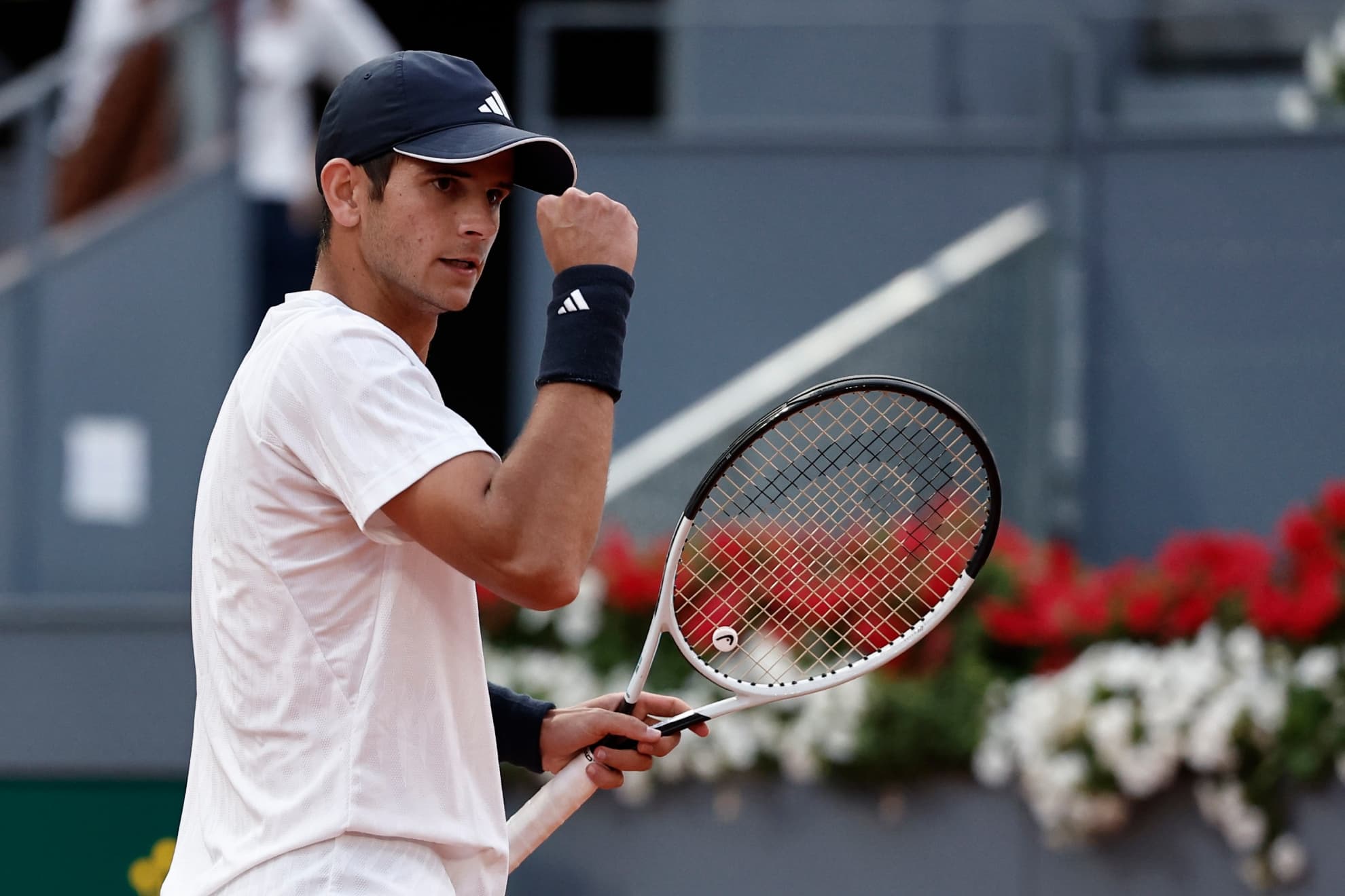 Jódar levanta el puño.