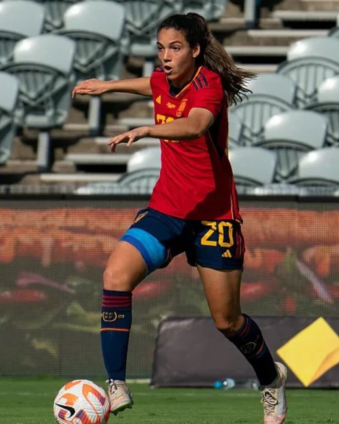 Paula Tomás, con la camiseta de la Selección