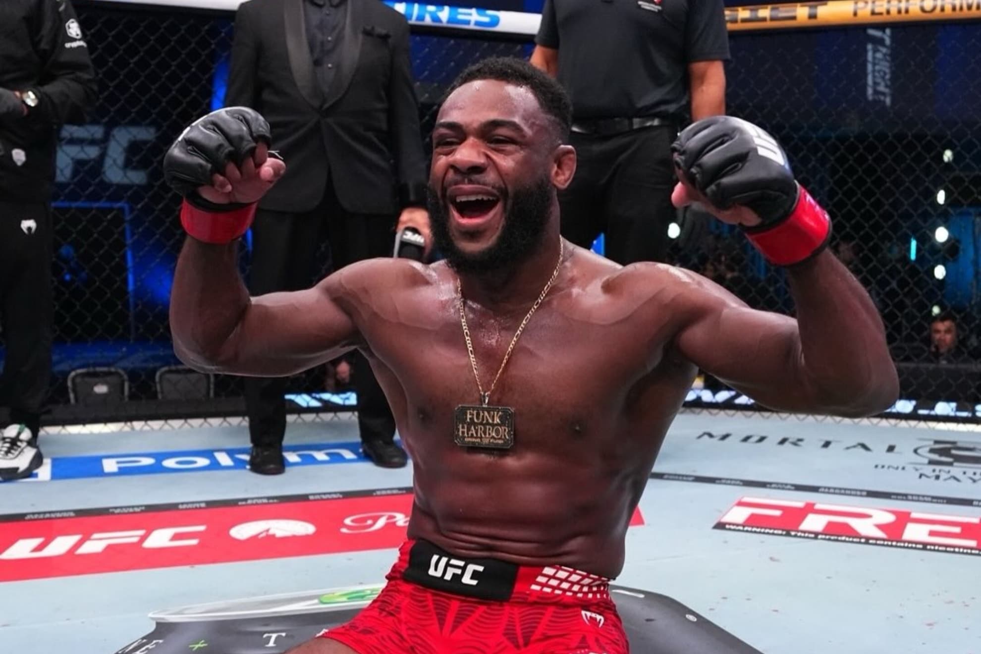 Aljamain Sterling tras vencer a Youssef Zalal.
