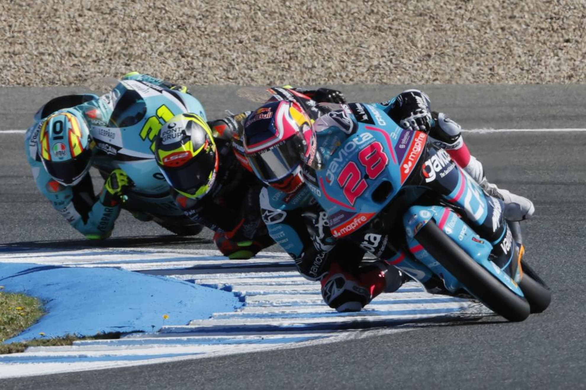 Quiles, delante de David Muñoz y Adrián Fernández, en Jerez.