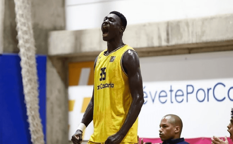 El pívot Massamba Diop, ex de Madrid y Gran Canaria, uno de los pivots más cotizados de la NCAA