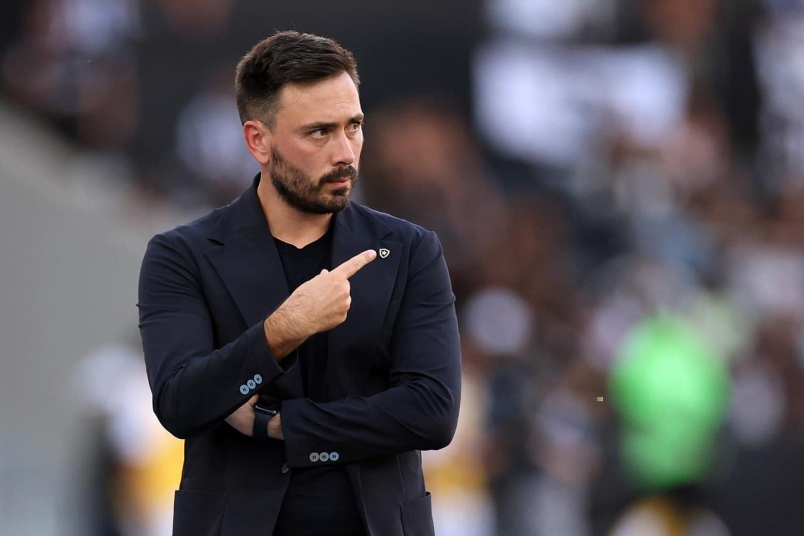 Raúl Varela desvela en ‘La Tribu’ el nombre del técnico italiano como posible relevo en Vallecas
