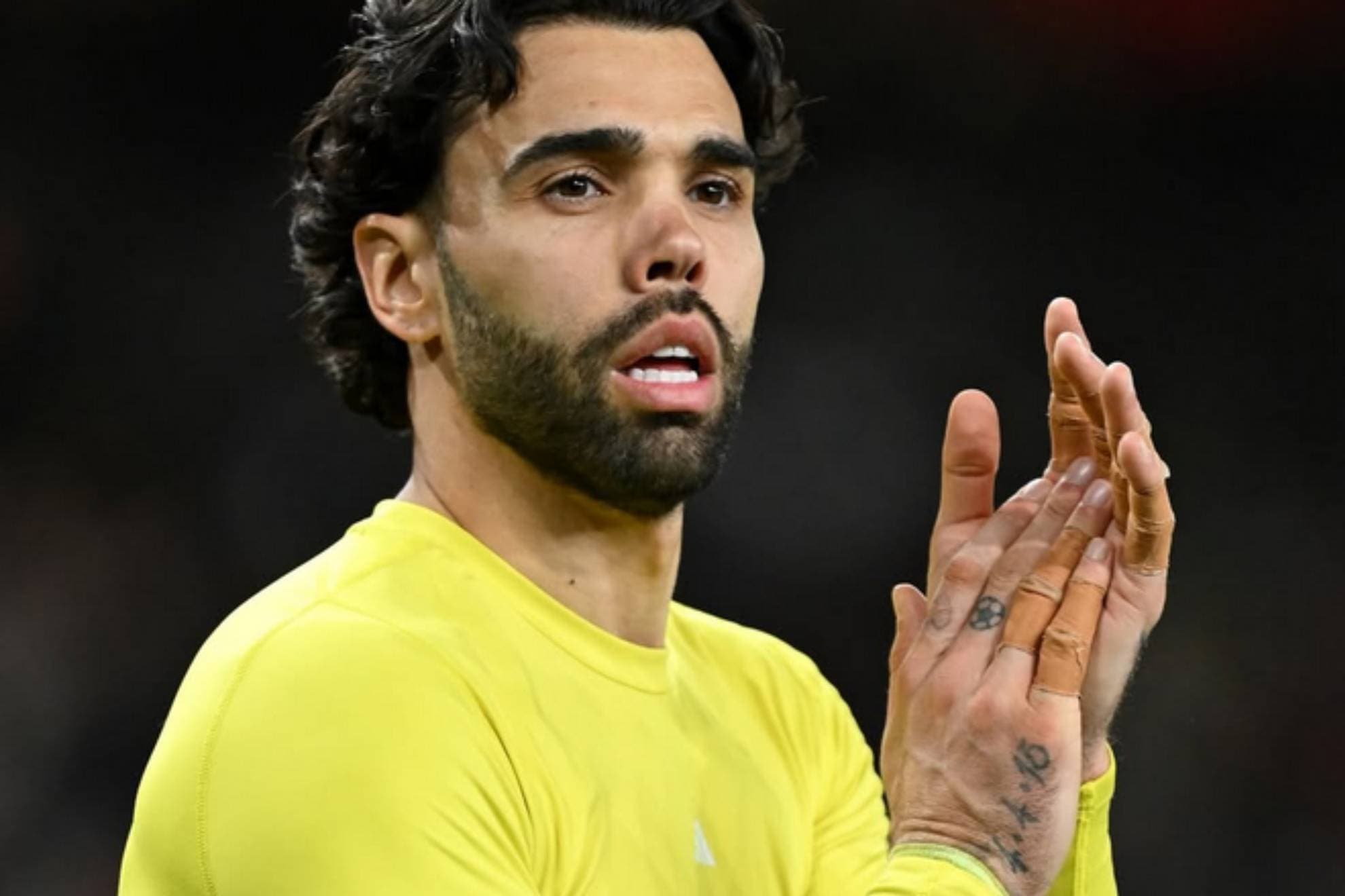 David Raya a Valdano: "Si me hubiera quedado en España estaría trabajando en el oficio familiar"